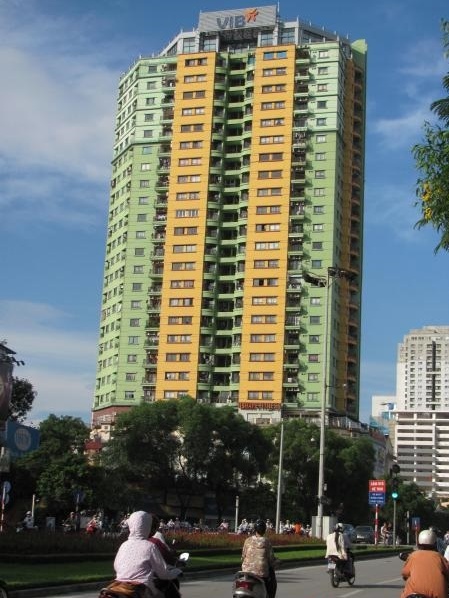 Cho thuê căn hộ Vườn Xuân-71 Nguyễn Chí Thanh, 100m 2 phòng ngủ 2 vệ sinh