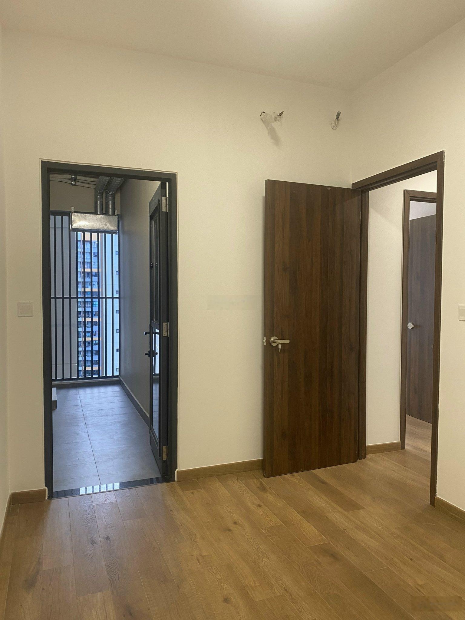 Bán căn hộ 58m2 tầng đẹp view đẹp, giá tốt 3.780 tỷ có nội thất