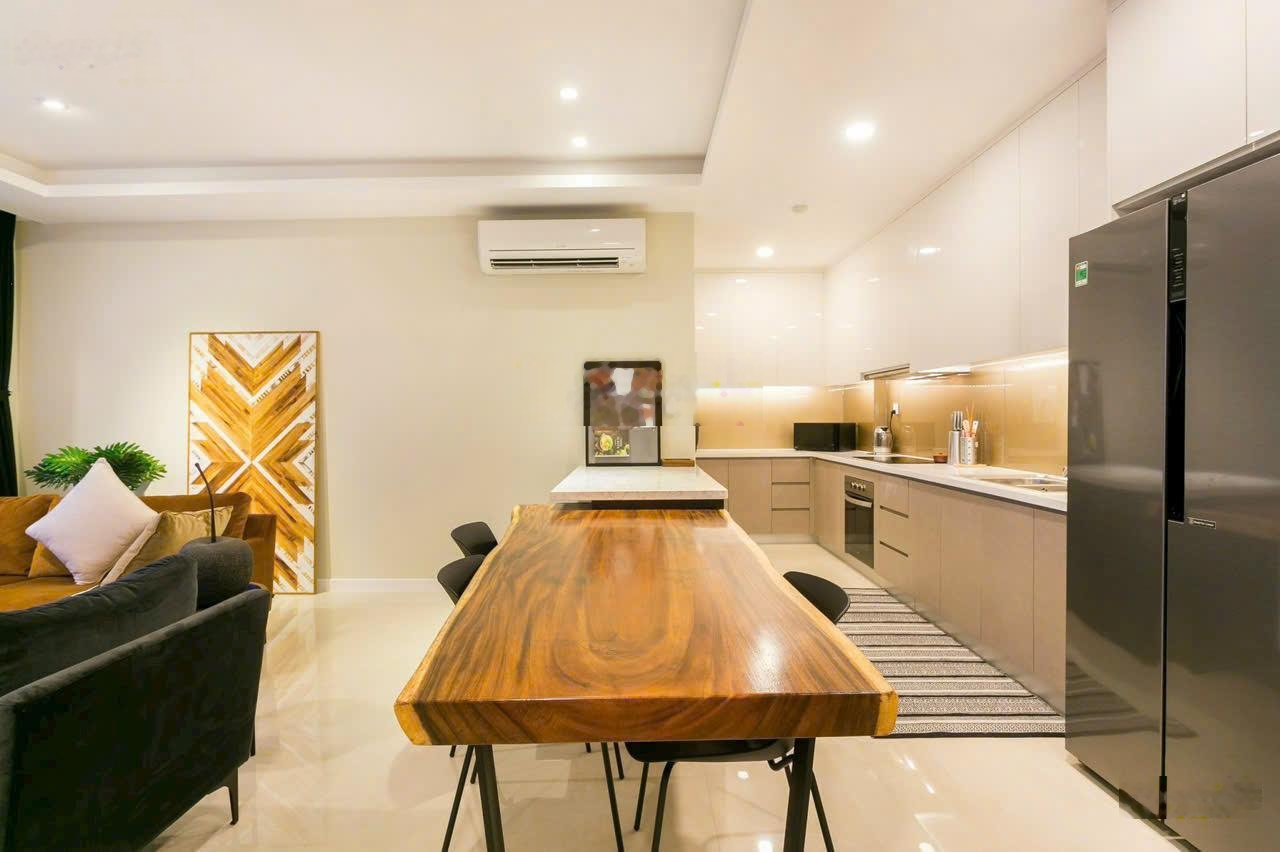 Bán căn hộ tại Nguyễn Phúc Nguyên, Quận 3, 105m2, 3PN, 2WC giá 6 tỷ. Sổ hồng LH Hương 0934144525