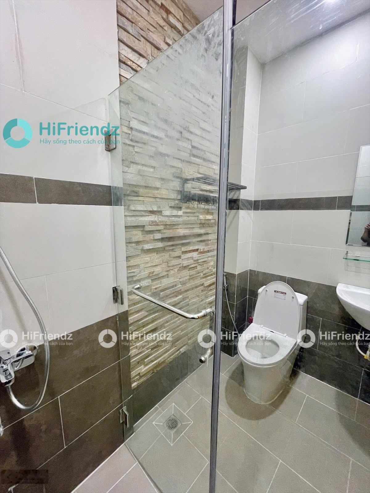 1PN ban công nhà mới chính chủ chỉ tính điện nước - Trung tâm Tân Bình sân bay - Q10, Q3, Phú Nhuận