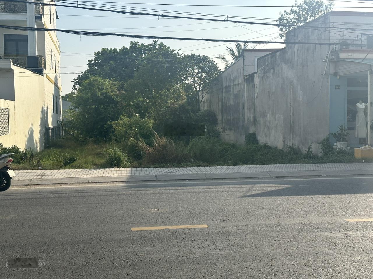 Chủ cần bán gấp lô đất 300m2 mặt tiền thị xã Trảng Bàng giá 700 triệu. Cách chợ Trảng Bàng 200m