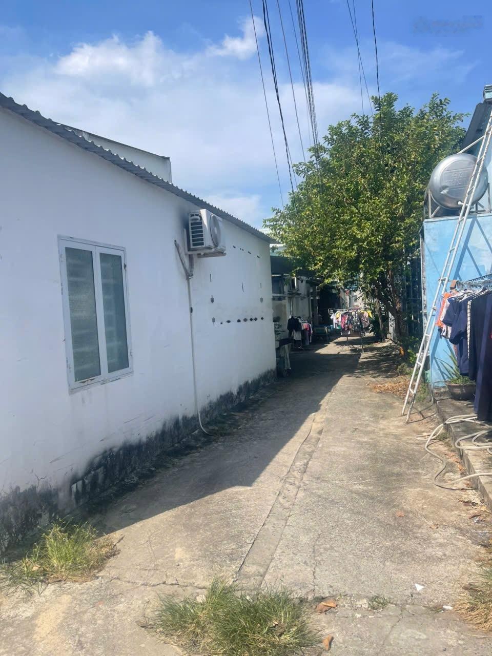 Cần bán gấp nhà cấp 4 sát Khu dân cư Hiệp Thành 1 gần trường Quốc tế Việt Anh, gần bệnh viện Tỉnh