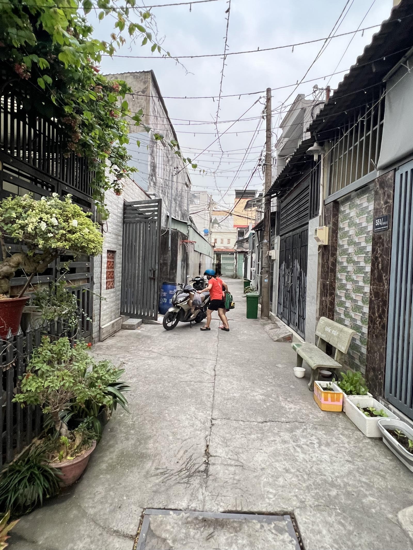 Đất full thổ - lô góc - Lê Văn Khương, Q12, 233m2 - nhỉnh 7 tỷ