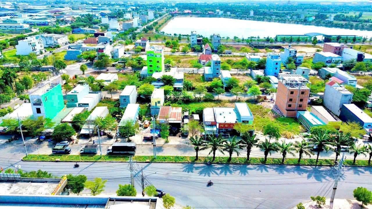 Nền 90m2, sổ sẵn - ngay KDC Tên Lửa 2, gần VĐ3, lô kinh doanh buôn bán đẹp - Giá chỉ 3 tỷ 390