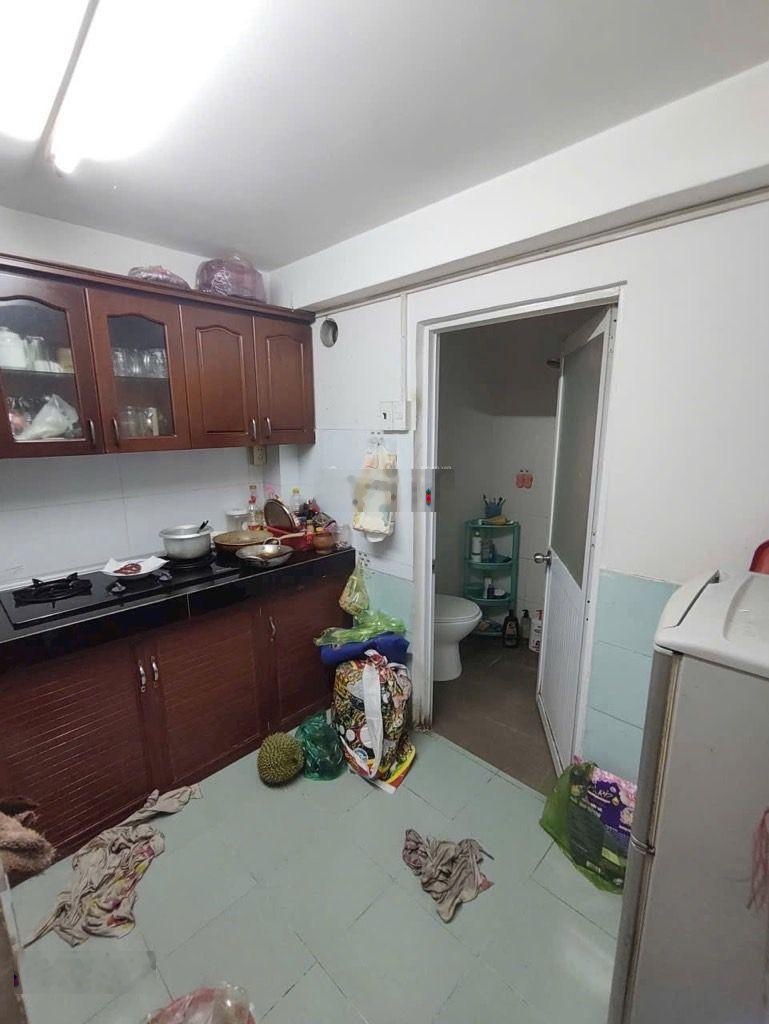 Bán nhà trung tâm Q. 5 - HXH 4m ngay Nguyễn Biểu - 3 tầng - vào ở ngay 6.18 tỷ. Diện tích: 3.1m x 9