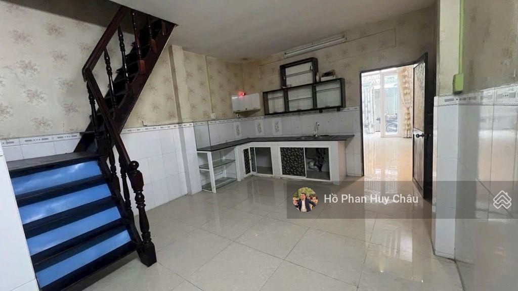 Bán Nhà 4x12- 2 Tầng - Trần Xuân Soạn - 5 Tỷ 5