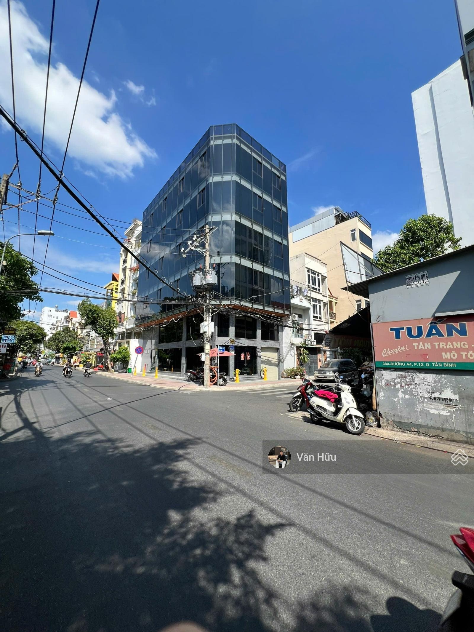 Tòa nhà góc 2 MT Lê Đức Thọ, Q. Gò Vấp - DT: 10x15m - Hầm 6 tầng - HĐT: 250 triệu - giá: 40 tỷ