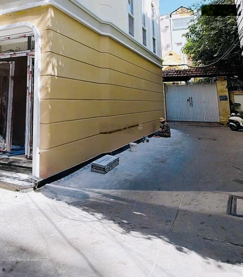 32,9m2 hẻm khu đường số cực ngon, 2 lầu - gần mặt tiền khu đường số Q4