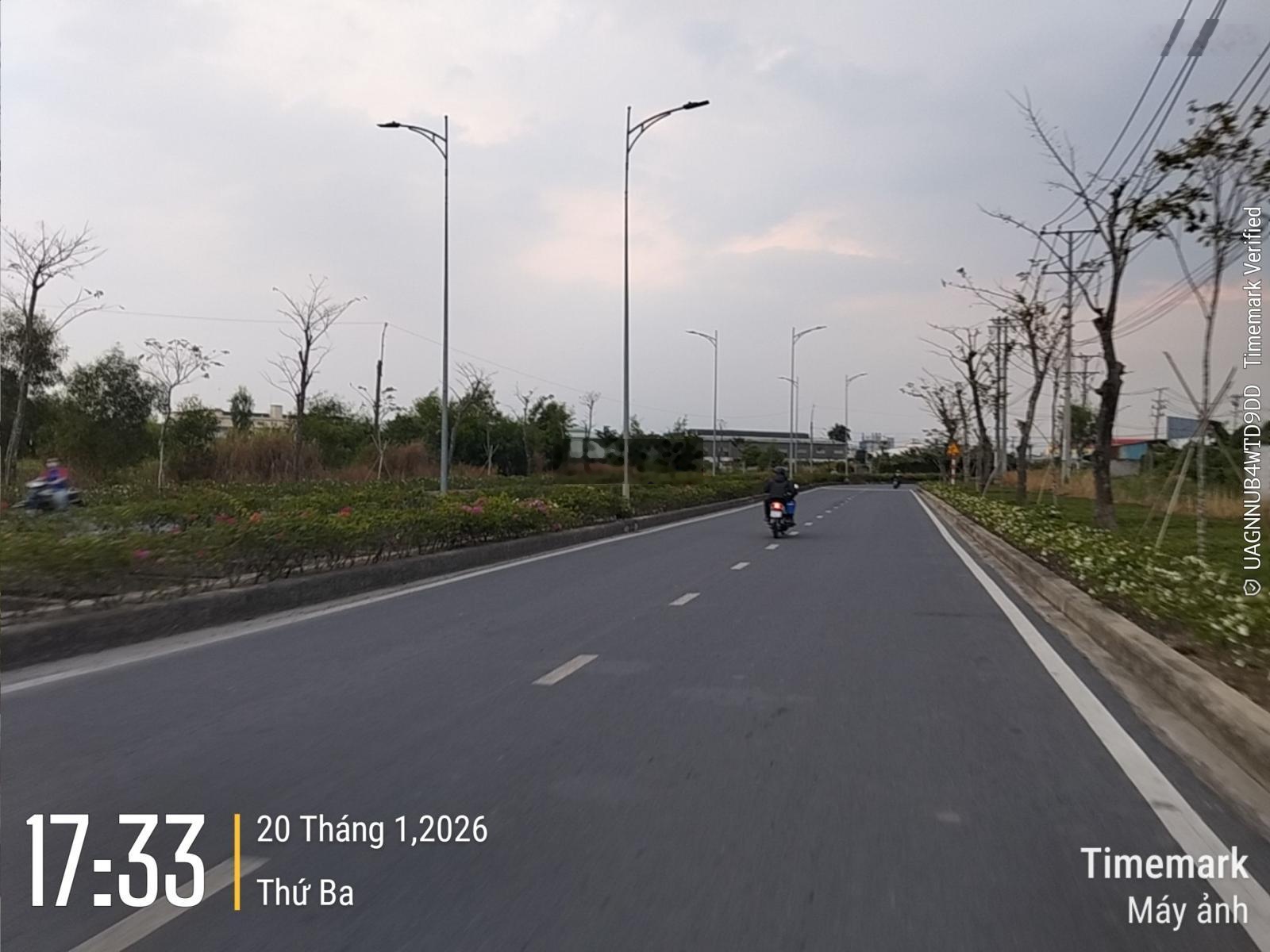 Bán gấp - Hàng hiếm tại Xã Hựu Thạnh, Đức Hòa, Long An, 750 triệu, 70m2