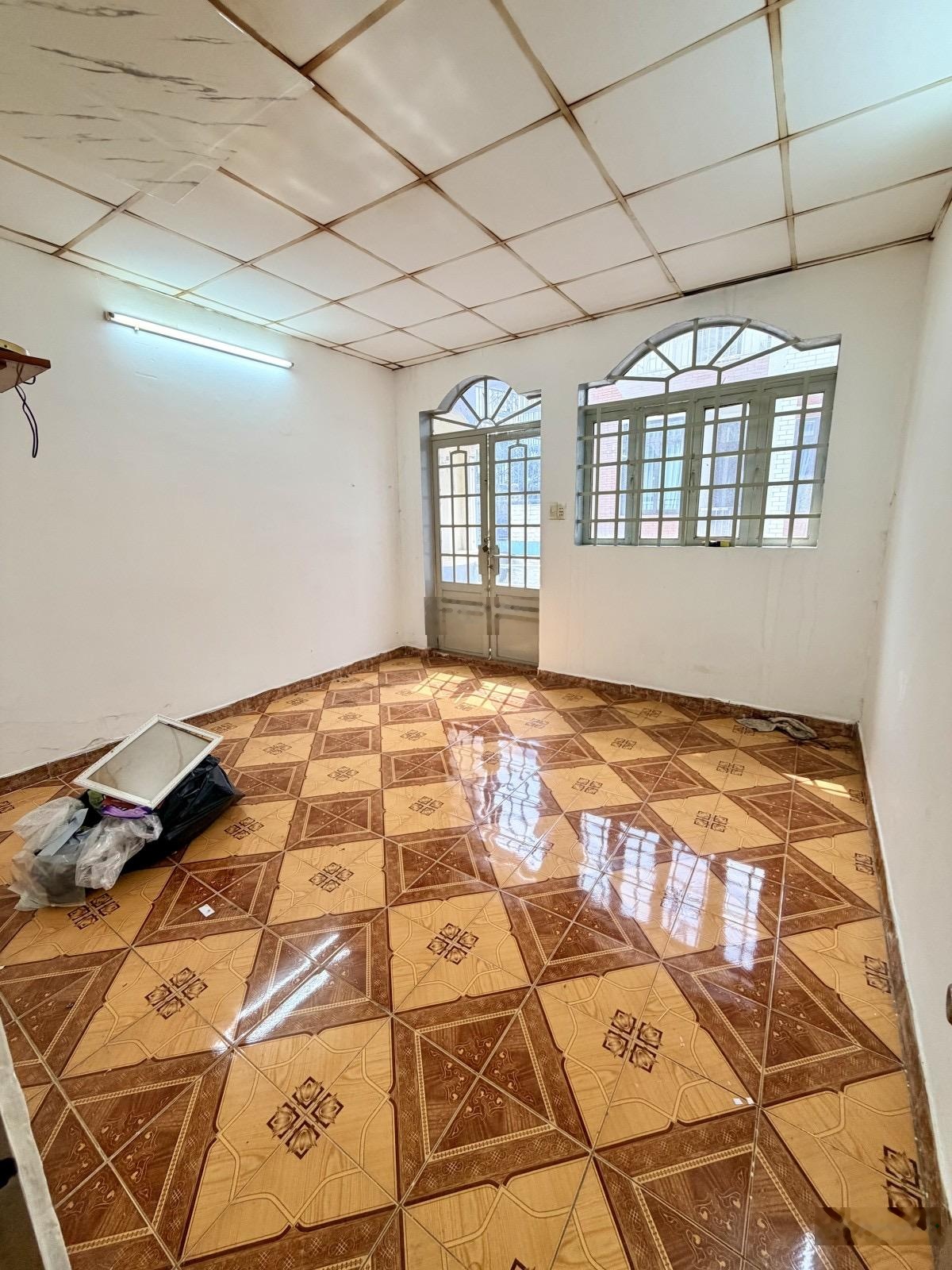 Hẻm Xe Hơi 6m, Thoại Ngọc Hầu, Tân Phú, Diện tích 52m2, 3 Tầng, Giá nhỉnh 6 tỷ, gần Siêu thị GO