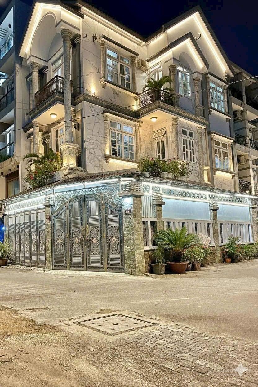 Biệt thự ngang 8.3m - đường xe tải - quang trung - lô góc cực đẹp- dòng tiền khai thác 70tr/ tháng