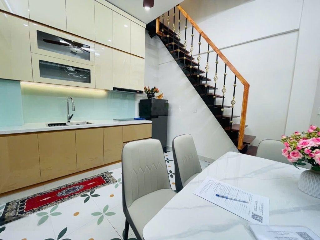 6.15 tỷ - sở hữu ngay nhà lõi phố cổ đào duy từ- ở hay cho thuê đều ổn