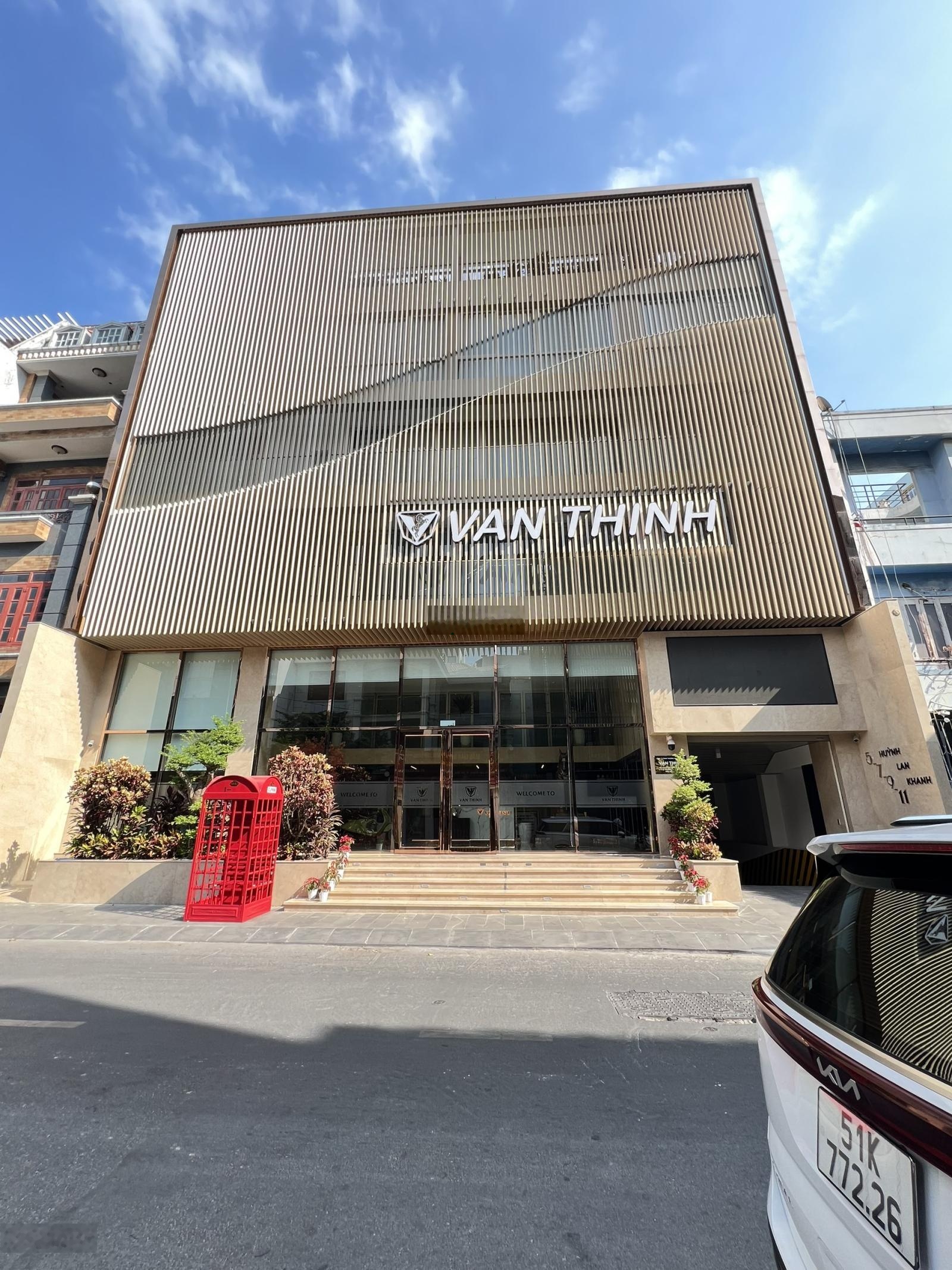 Bán Nhà Mặt Tiền Đường Yên Thế, Phường 2, Q.Tân Bình, Diện Tích 10.5x20m, Văn Phòng 4 Lầu