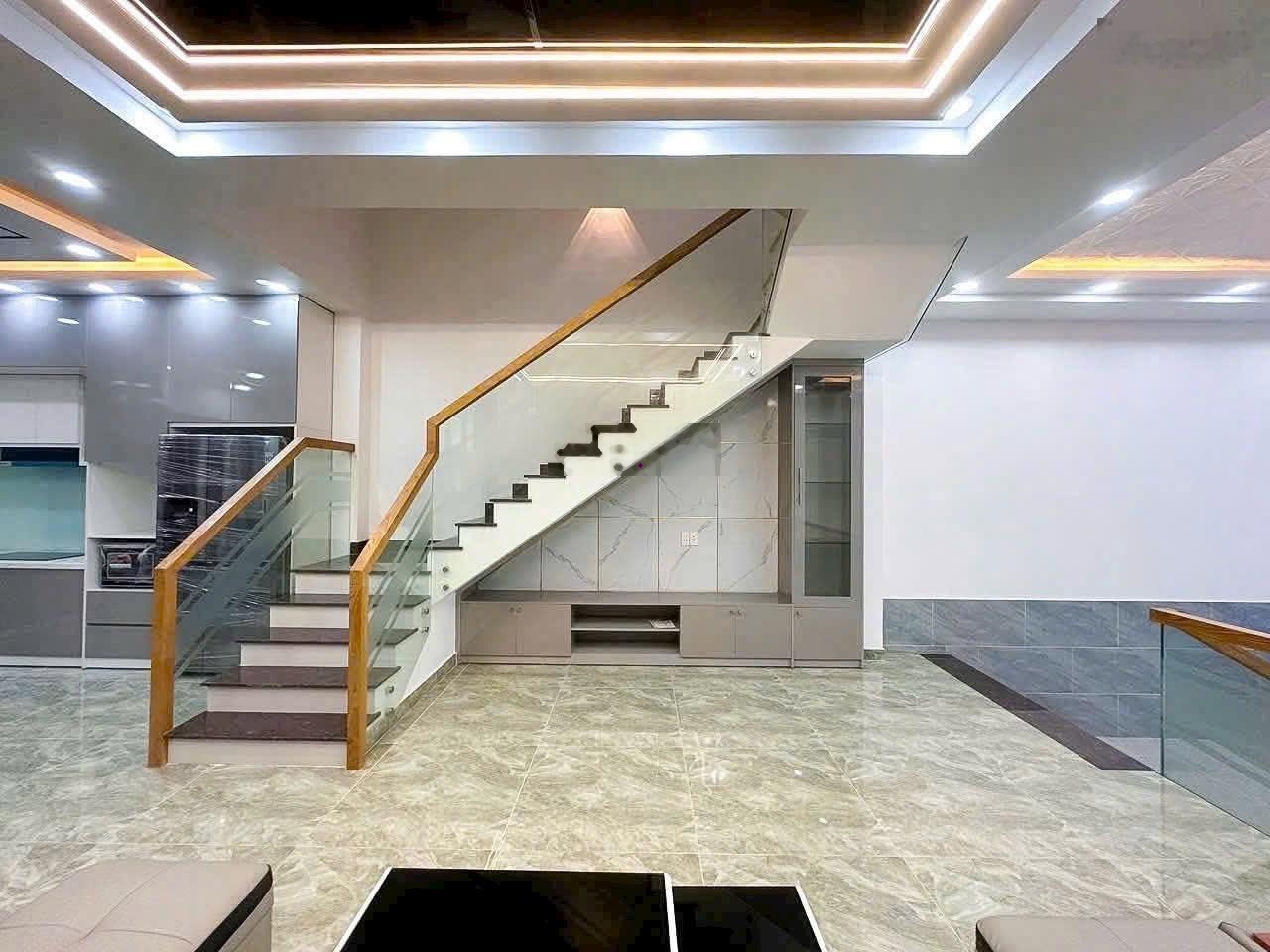 Bán nhà 80m2, Huỳnh Tấn Phát, Nhà Bè 5m x 16m nhà 3 Tầng st full nt hẻm nhựa 8m, chỉ 8,5 tỷ.