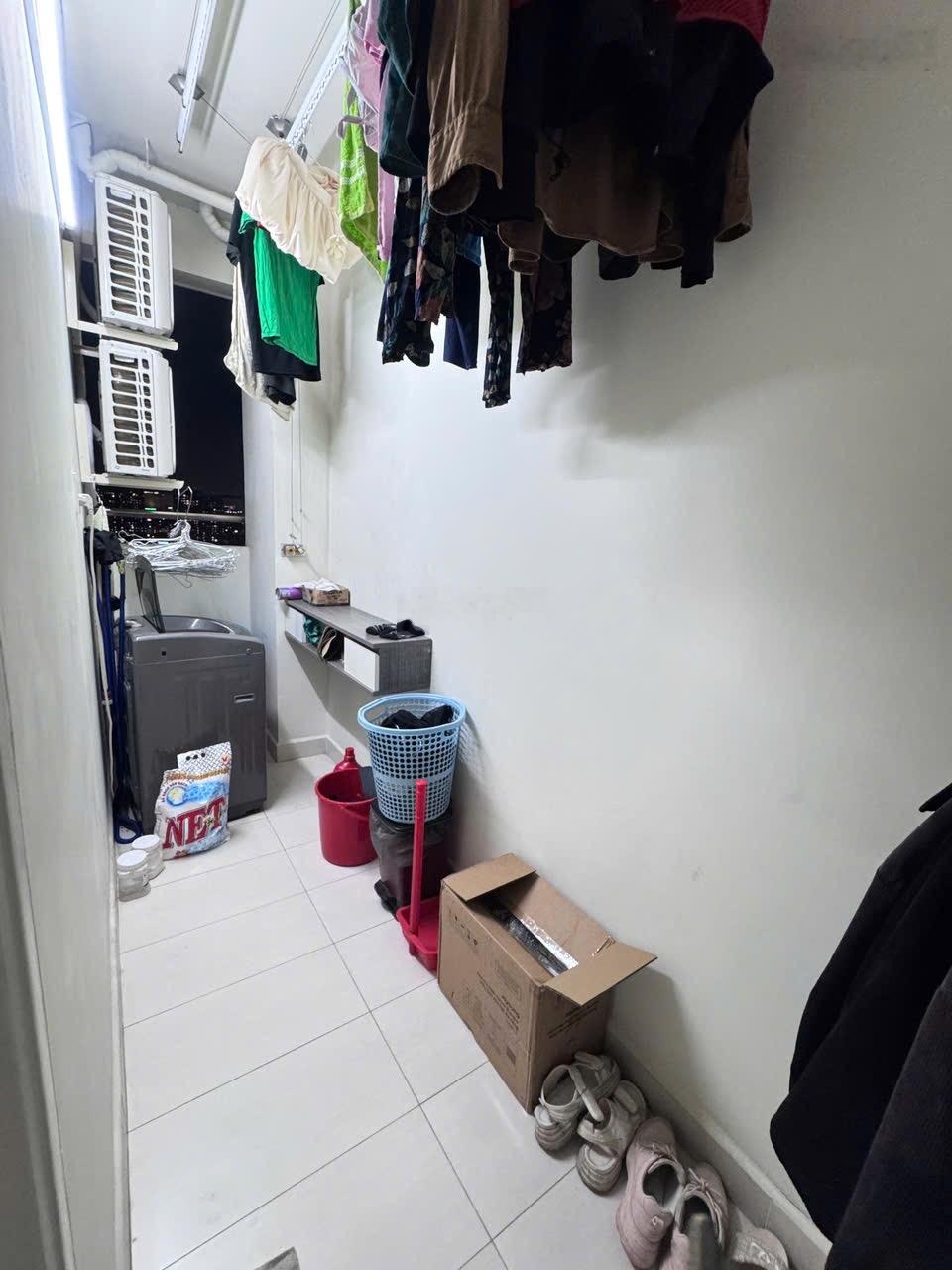 Cho thuê căn 2pn full nội thất giá 13tr đầu tháng 2 ở được ở trên trung tâm thương mại Aeon Mall