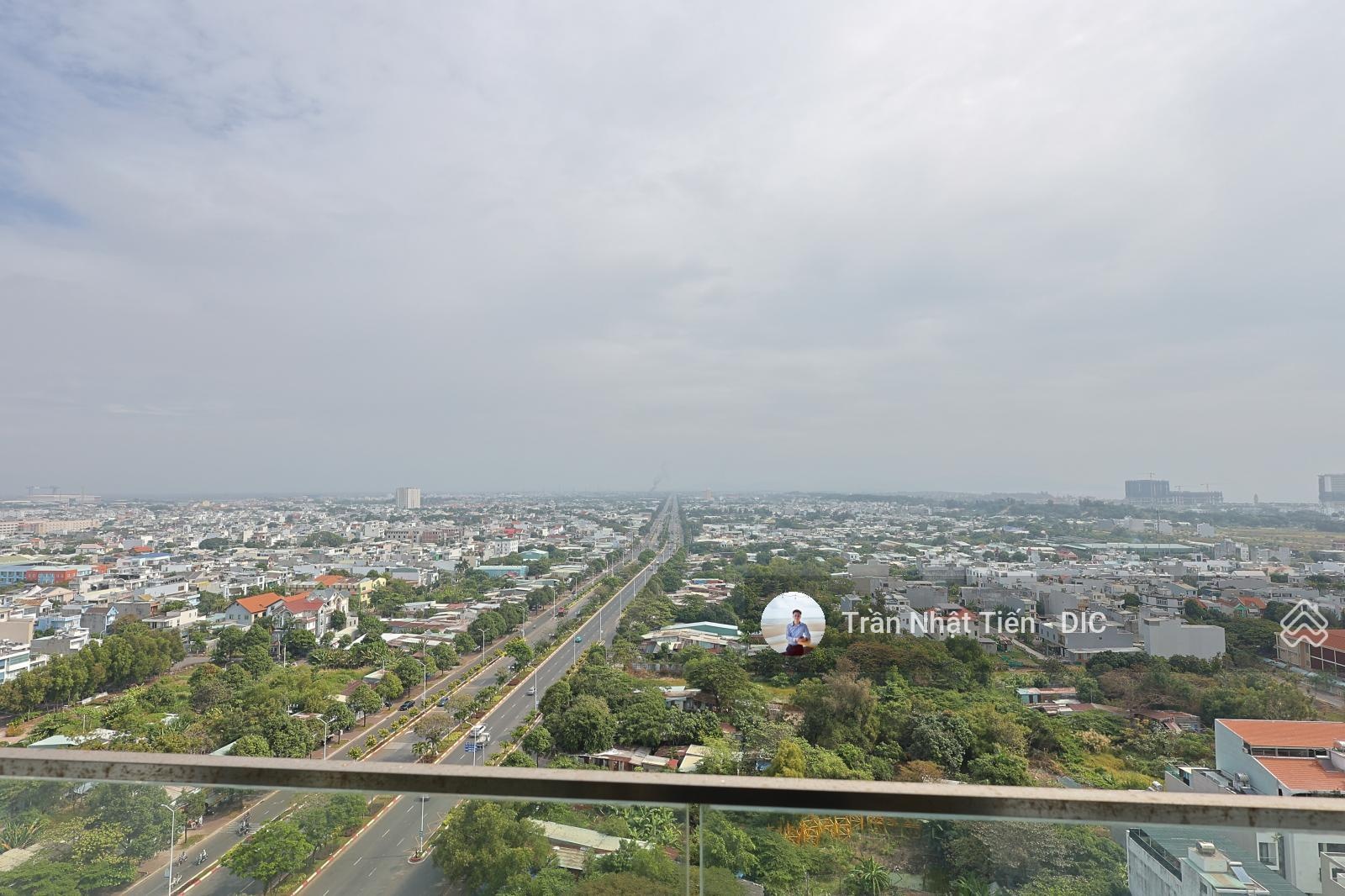 Bán căn hộ góc 103m², 3PN, Centre Point, tầng cao, căn góc 103m², view đẹp