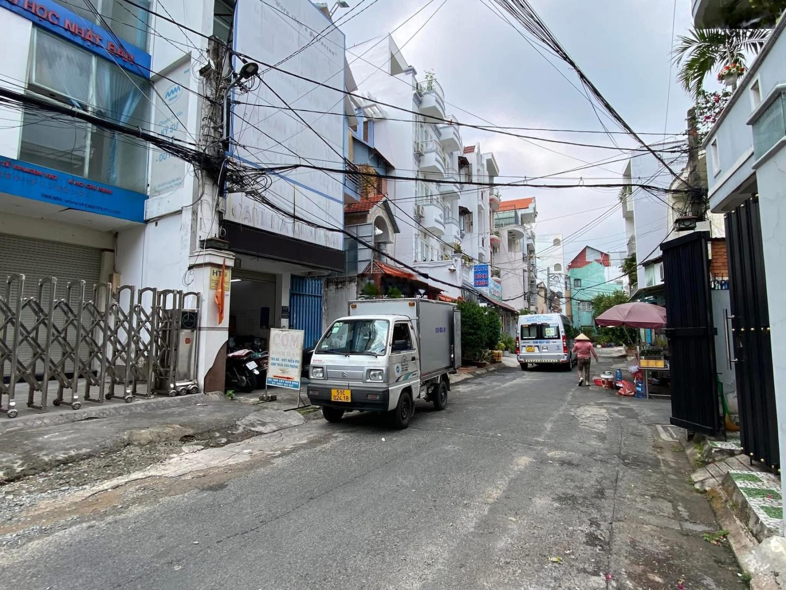 Bán nhà hẻm 553/ Luỹ Bán Bích 4x18- 4 tầng - 10 tỷ