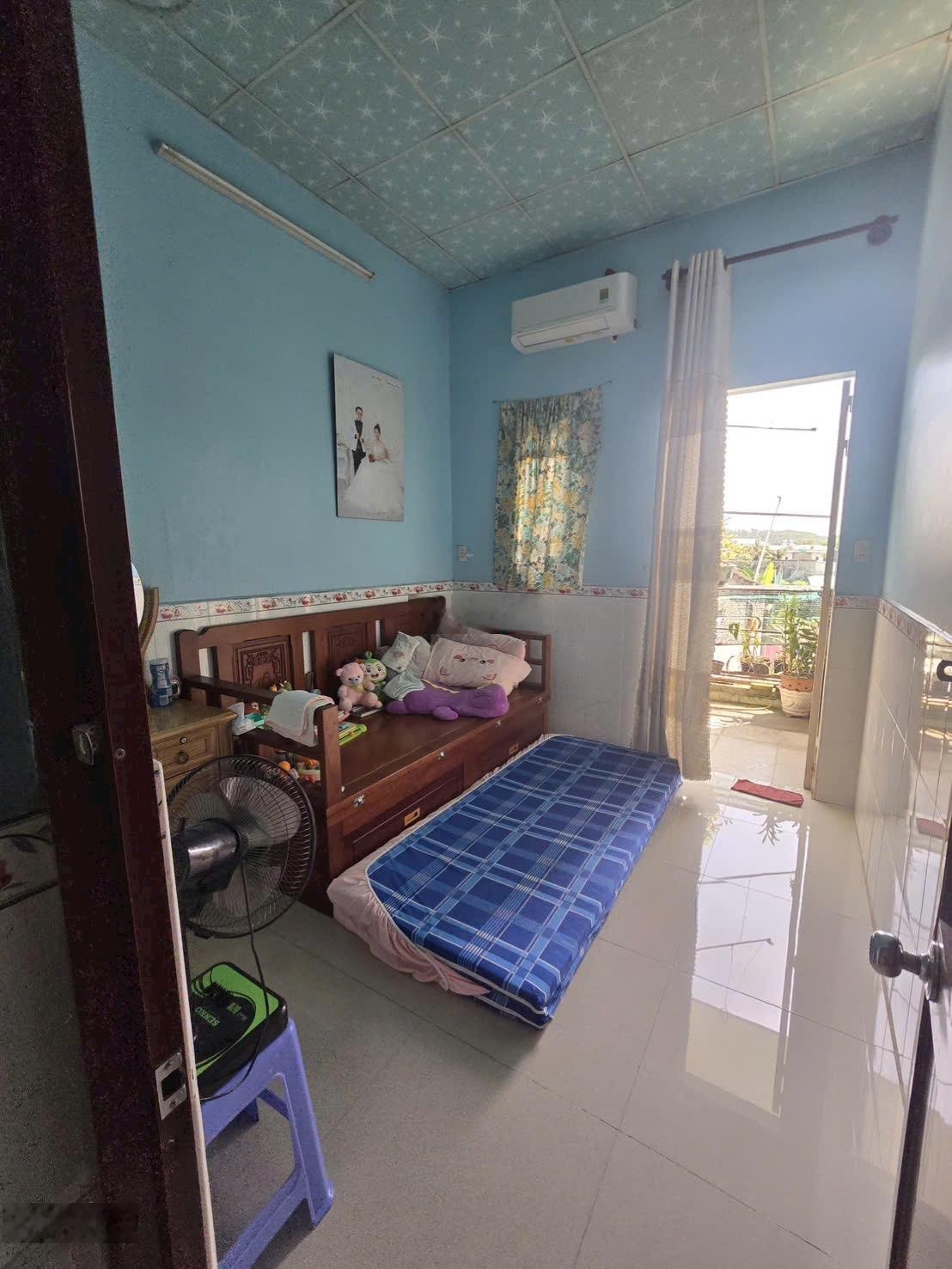 Bán nhà đường 16 Long Bình gần Bến xe Miền Đông Mới, metro 75m2 1tr1l giá 4,3 tỷ