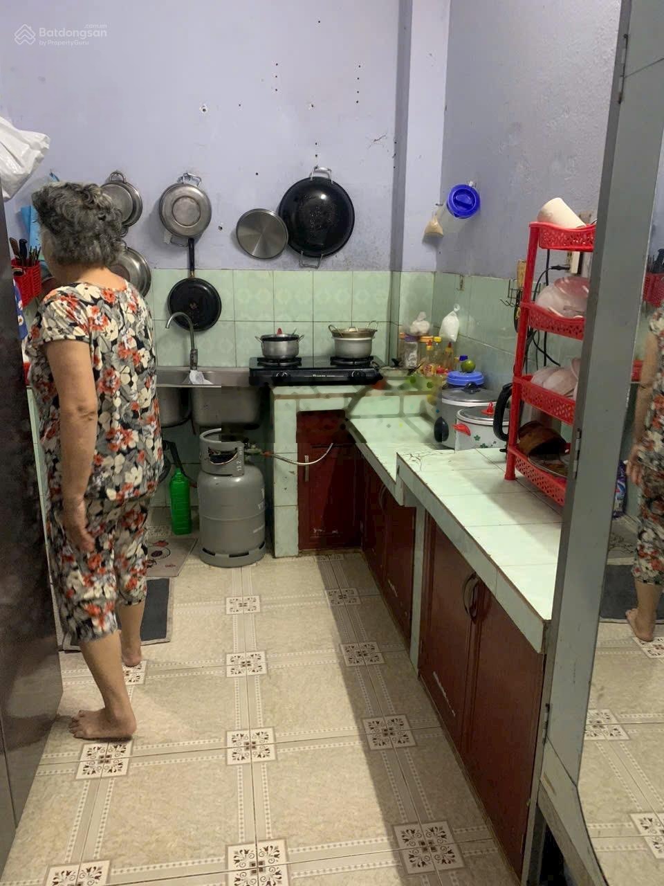 Nhà đường 8 Linh trung ngay SPKT 40m2 1tr1l 2PN 2Wc đường ô tô 4,2 tỷ