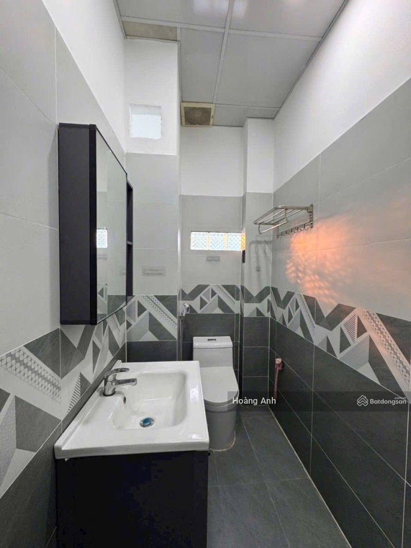 Hẻm xe hơi - khu vực sầm uất Quận Gò Vấp