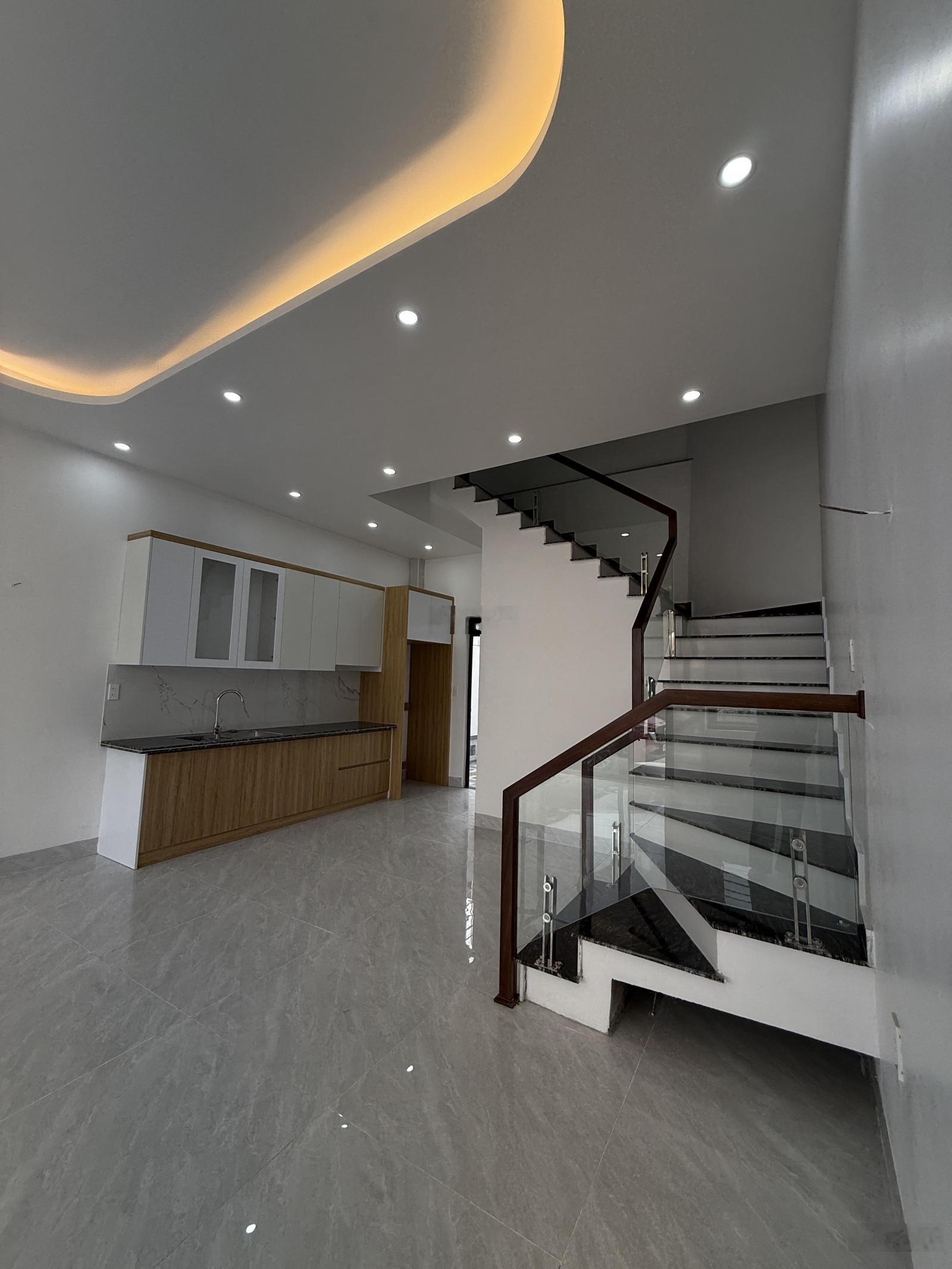 Căn nhà ô tô 7 chỗ đỗ cửa gần KCN Thuỷ Nguyên chỉ hơn 2 tỷ