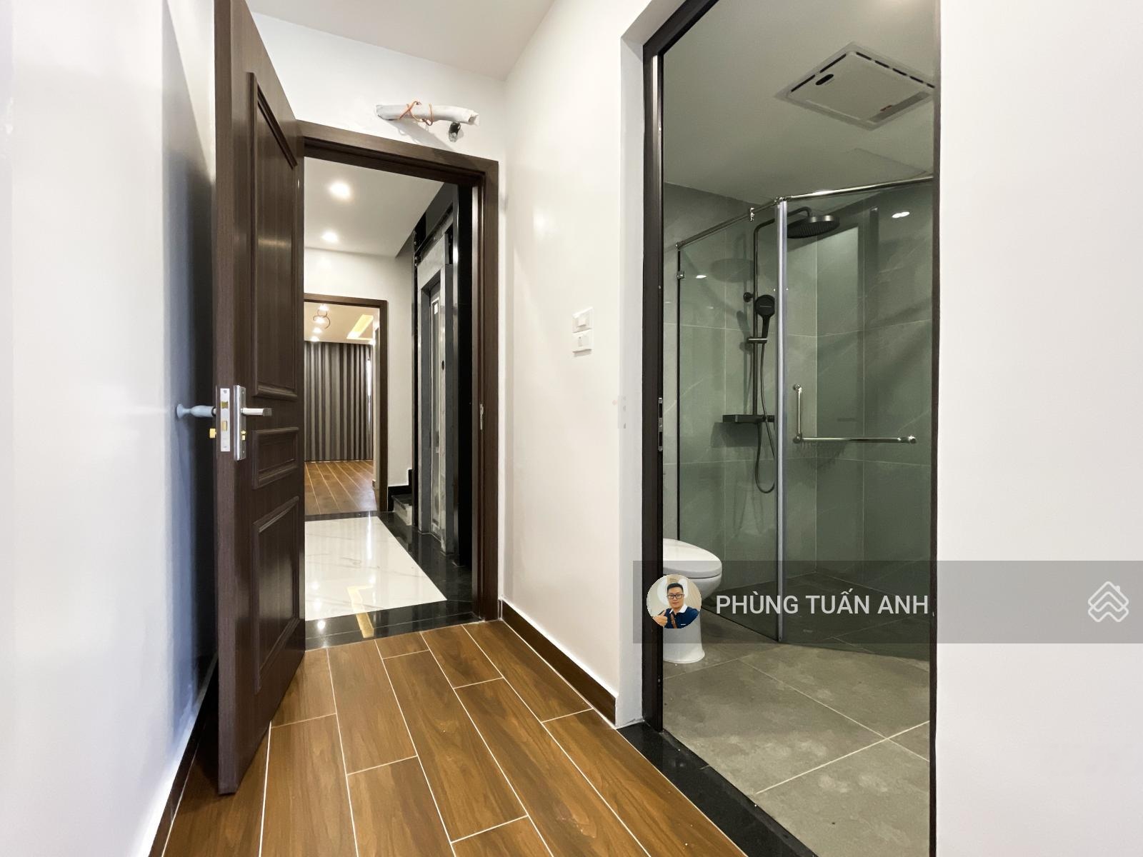 Siêu phẩm thang máy,mới tinh phố tây văn cao, có vỉa hè 11m - diện tích gần 80m2