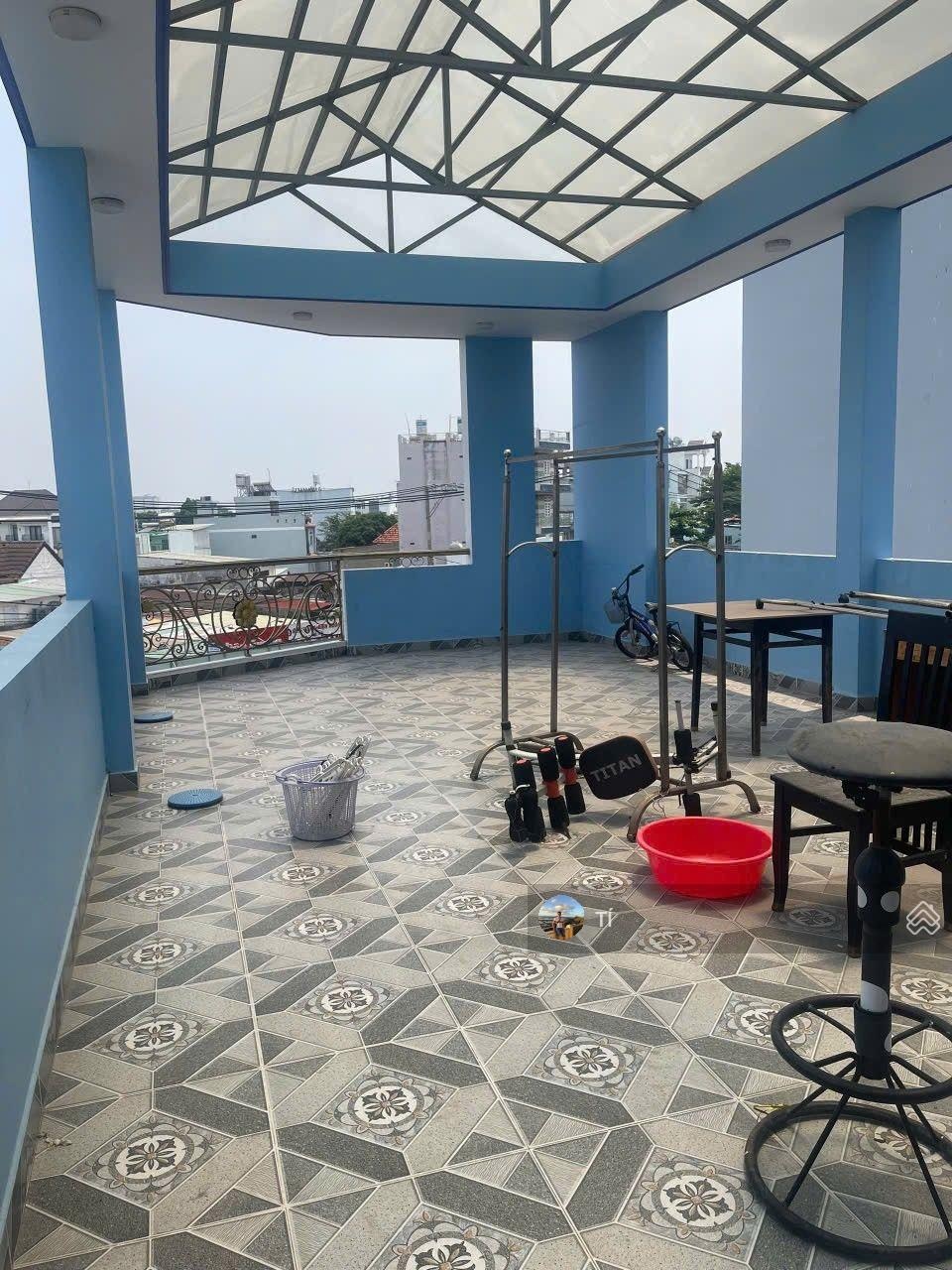 MT Hà Huy Giáp dt 4,71x37 trệt 2 lầu giá 13 tỷ đang kd gần ngã tư ga gò vấp