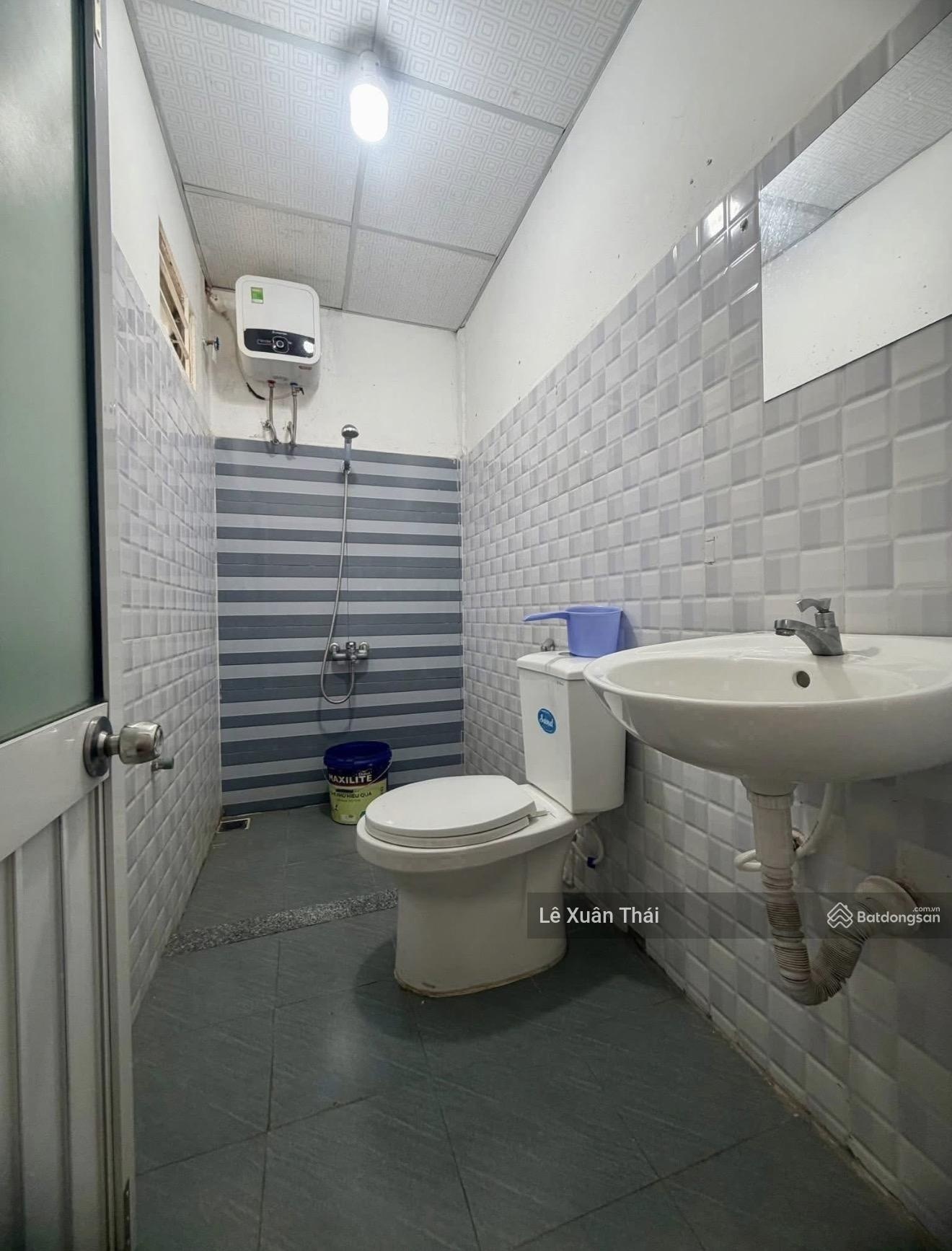 Nhà đẹp Ông Ích Khiêm 3 tầng 46m2 m, mặt tiền 4.2m, hẻm 8m xe tải đổ cửa. Giá 6.1 tỷ, P14 Q11