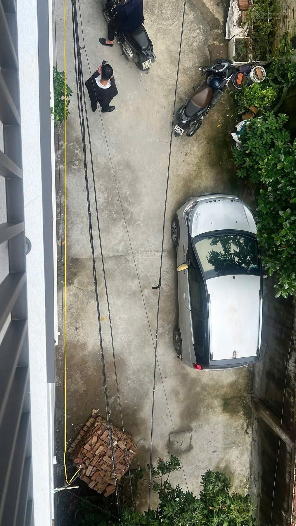 Gần tết chủ muốn bán nhanh nhà Di Trạch - lô góc ô tô đỗ cửa