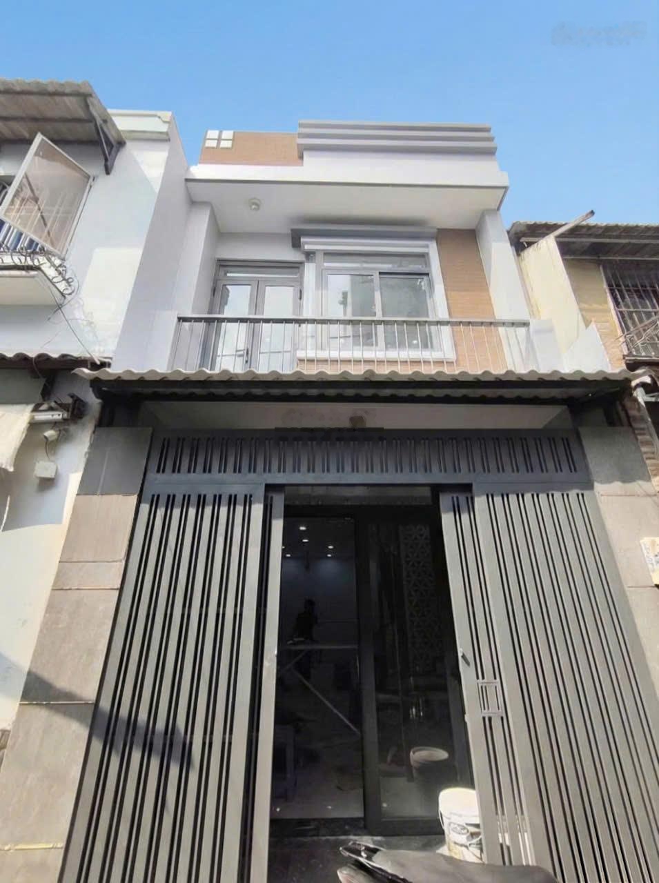 Nhà đẹp mới xây -đường số 8 - giáp aeon tân phú hẻm 4m thông chỉ 4,8 t