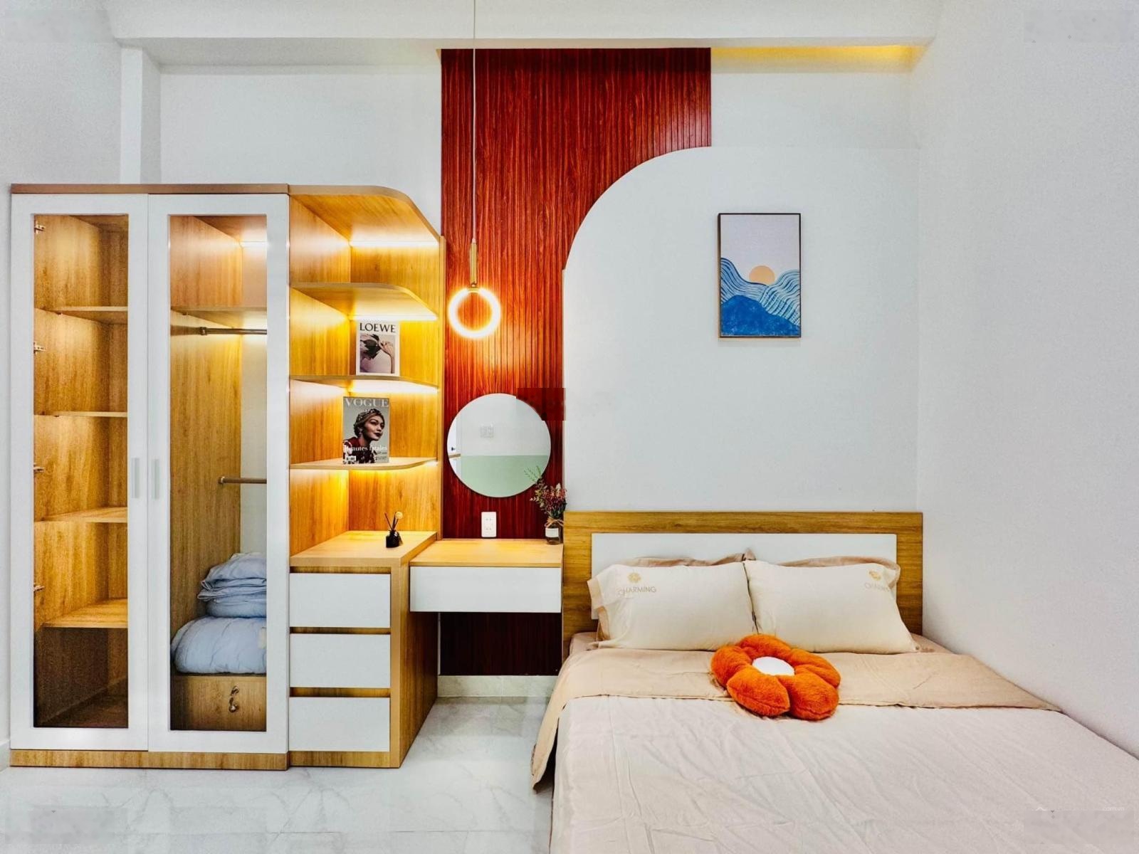 Chú Dũng bán nhà Bạch Đằng Bình Thạnh 67m2 ngay Ngã Tư Hàng Xanh - thuê khoán 14tr sổ hồng