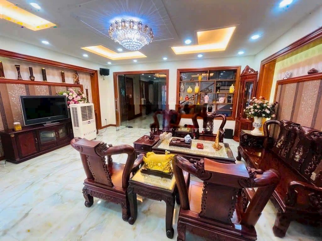 Biệt thự mini 480m2 cạnh Ủy ban Tân Phú. Chỉ 16 tỷ hơn