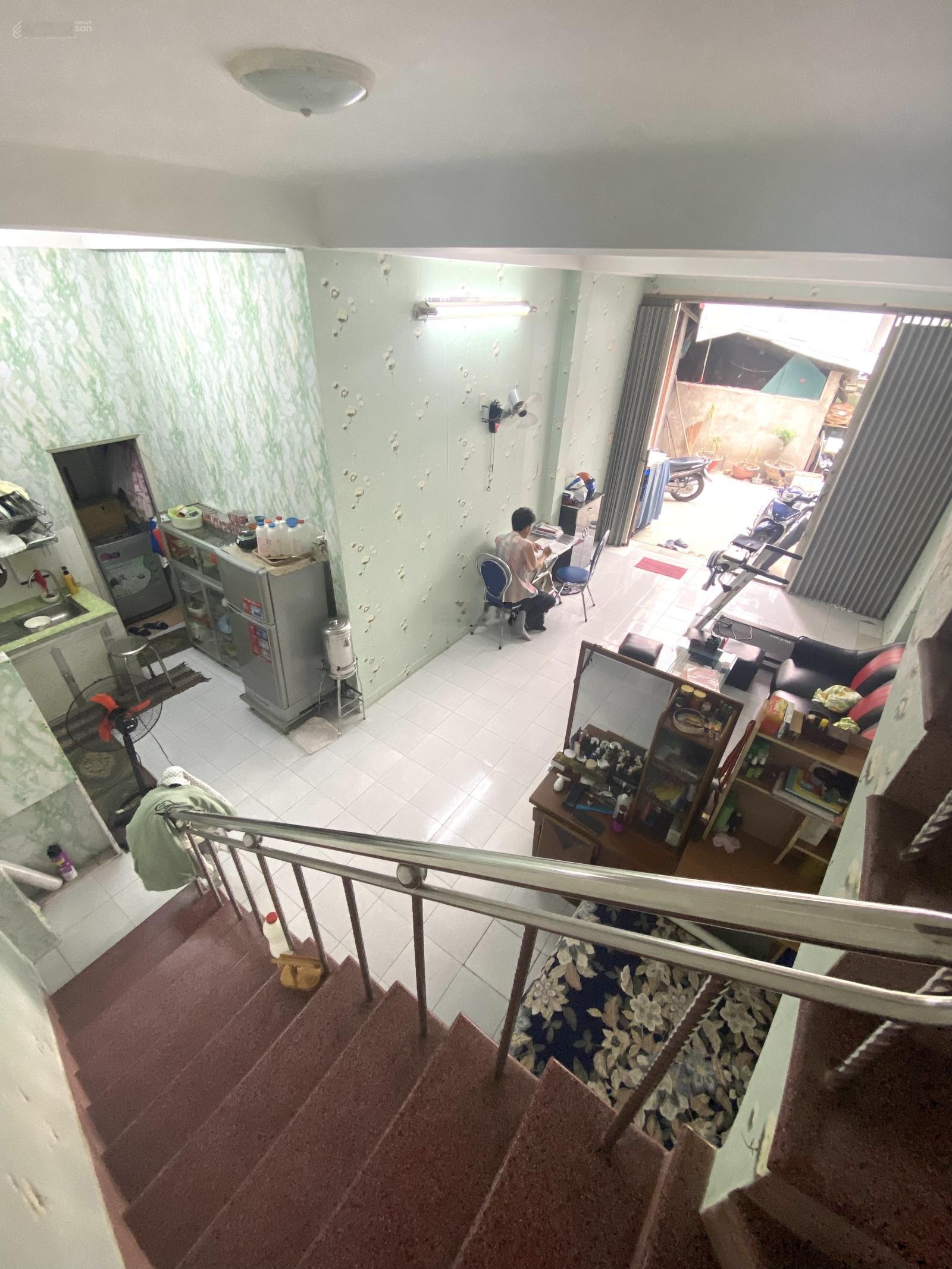 3.1 Tỷ - Nhà 2 Tầng Đúc Mê, Ngay Trung Tâm Gần Chợ Đầm, Cách Đường 2/4 Chỉ 40m