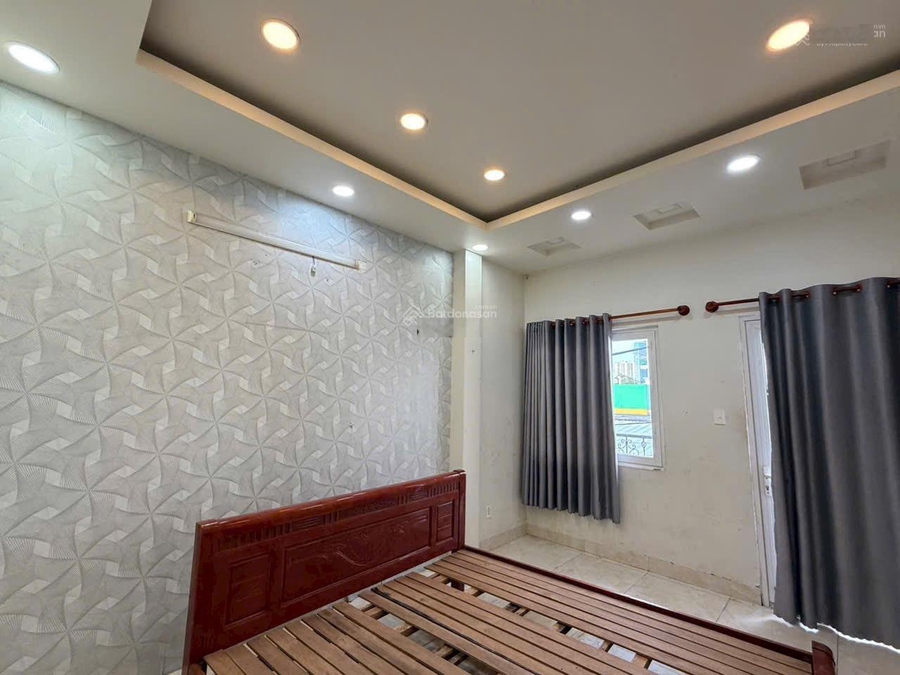 Bán gấp nhà 4 tầng hẻm xe hơi đường kha vạn cân, p. linh trung - 54m2 ngang 4m vuông vức