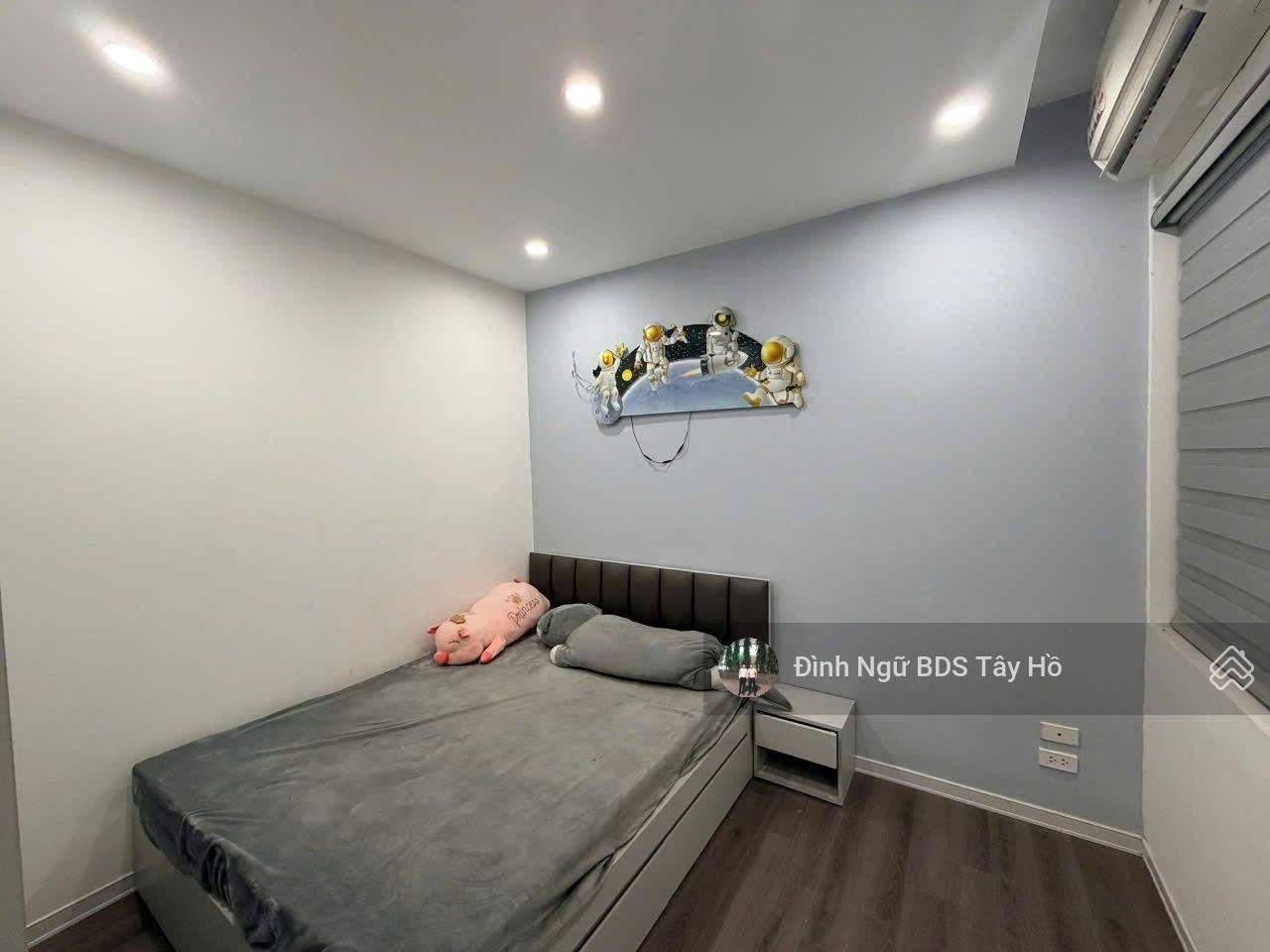 Bán gấp căn hộ chung cư Thành Phố Giao Lưu căn 2 ngủ giá tốt 4,x tỷ full nội thất đẹp long lanh