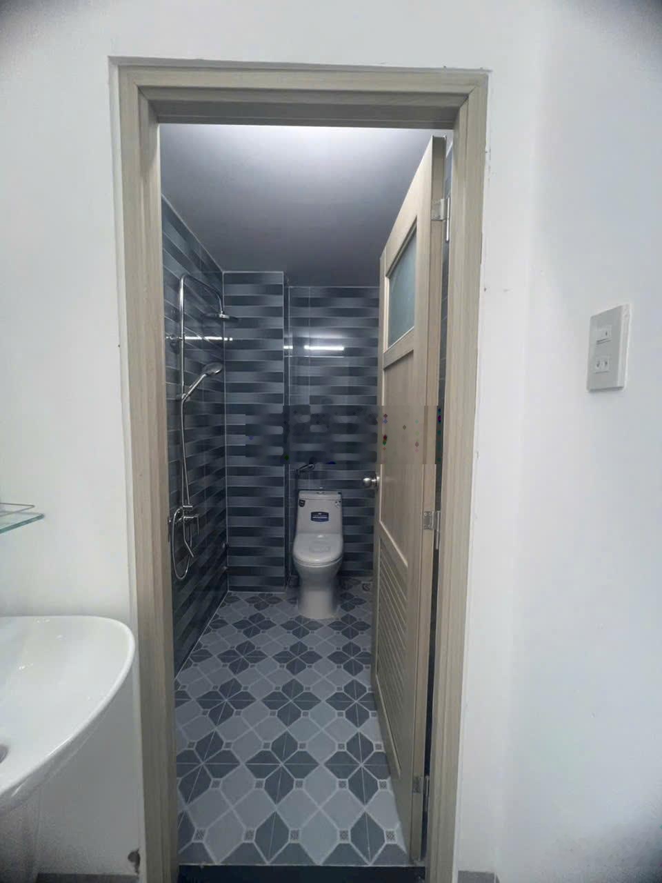 Chủ Giảm 300tr Bán Căn Nhà Sổ Riêng - Gần chợ, Gần Trường, Thuận Tiện Di chuyển các trung tâm.