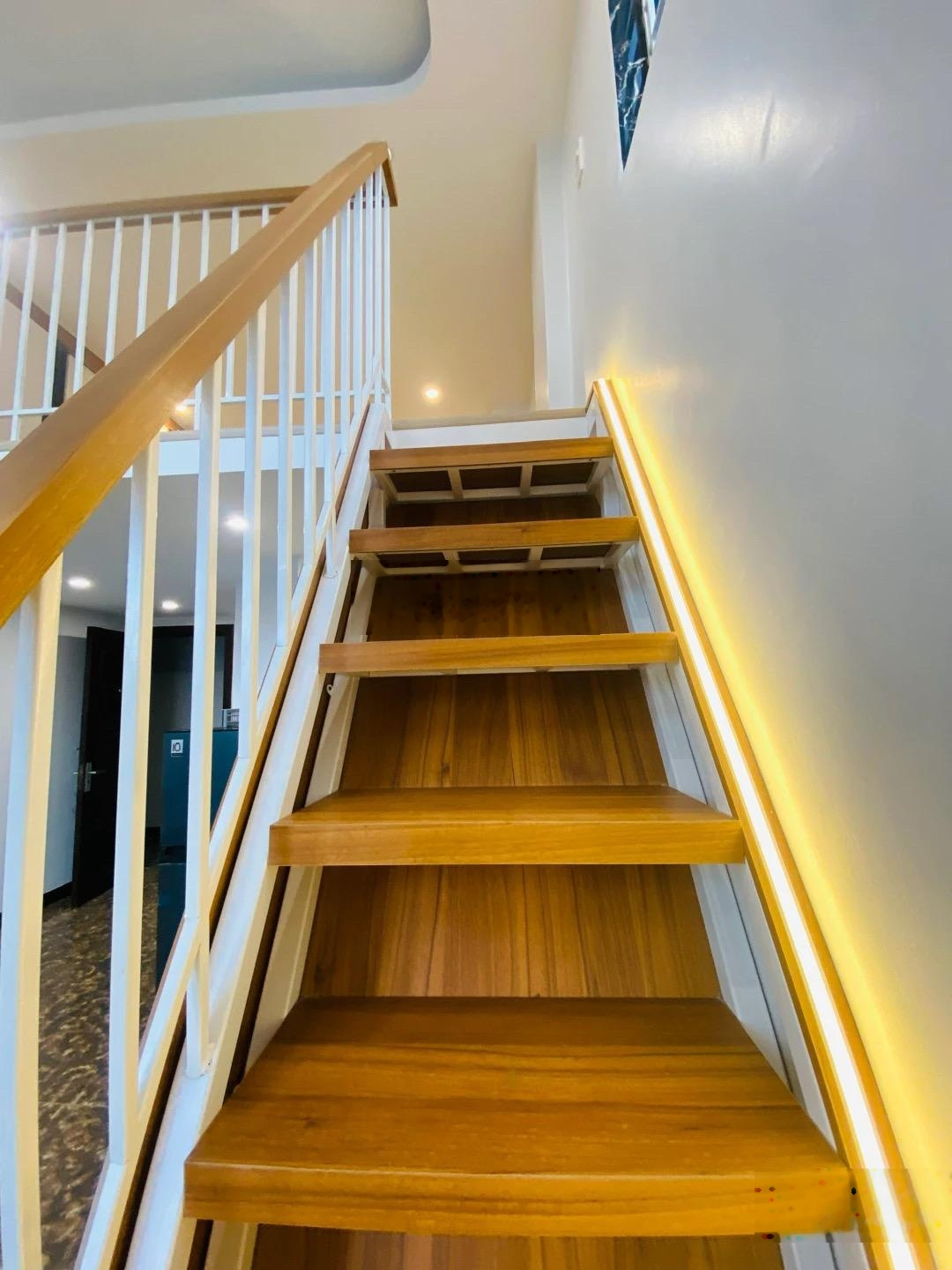 BÁN Toà Nhà có dòng tiền 1,4ty/ Năm Khủng Ngay trục Đường Lê Đình Lý giá rẻ lợi nhuận cao