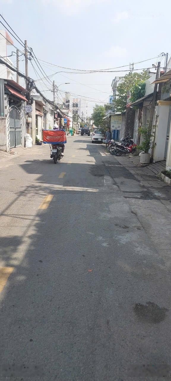 Bán nhà Mặt tiền đường số 41 gần Phạm Văn Đồng - 74.7m2- 5 tầng chỉ 10.6 tỷ TL, LH0932903606