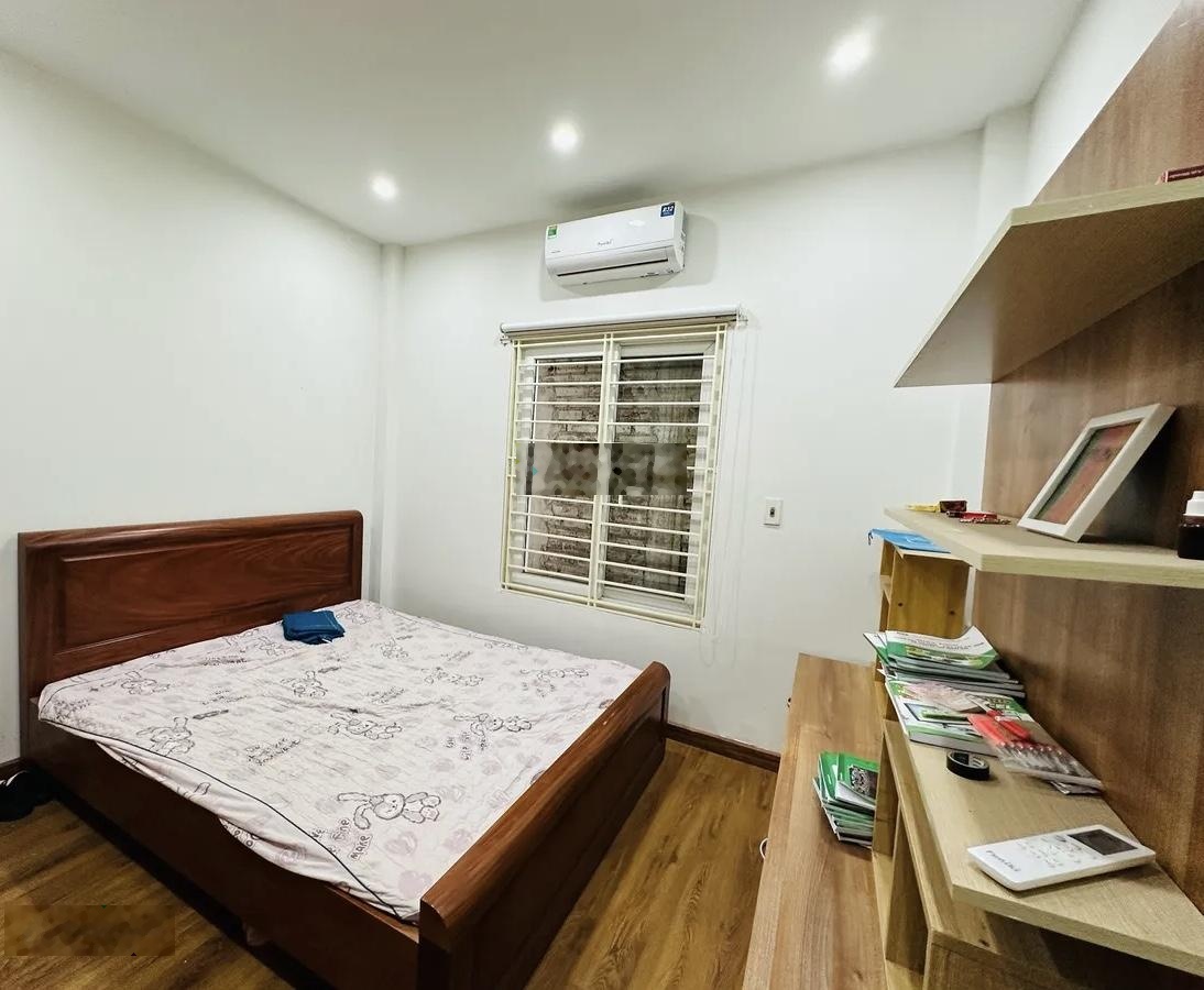 Bán nhà Hoàng Hoa Thám - Ba Đình - 48m2 - 6 tầng - 14.5 tỷ - nhà đẹp - về ở ngay