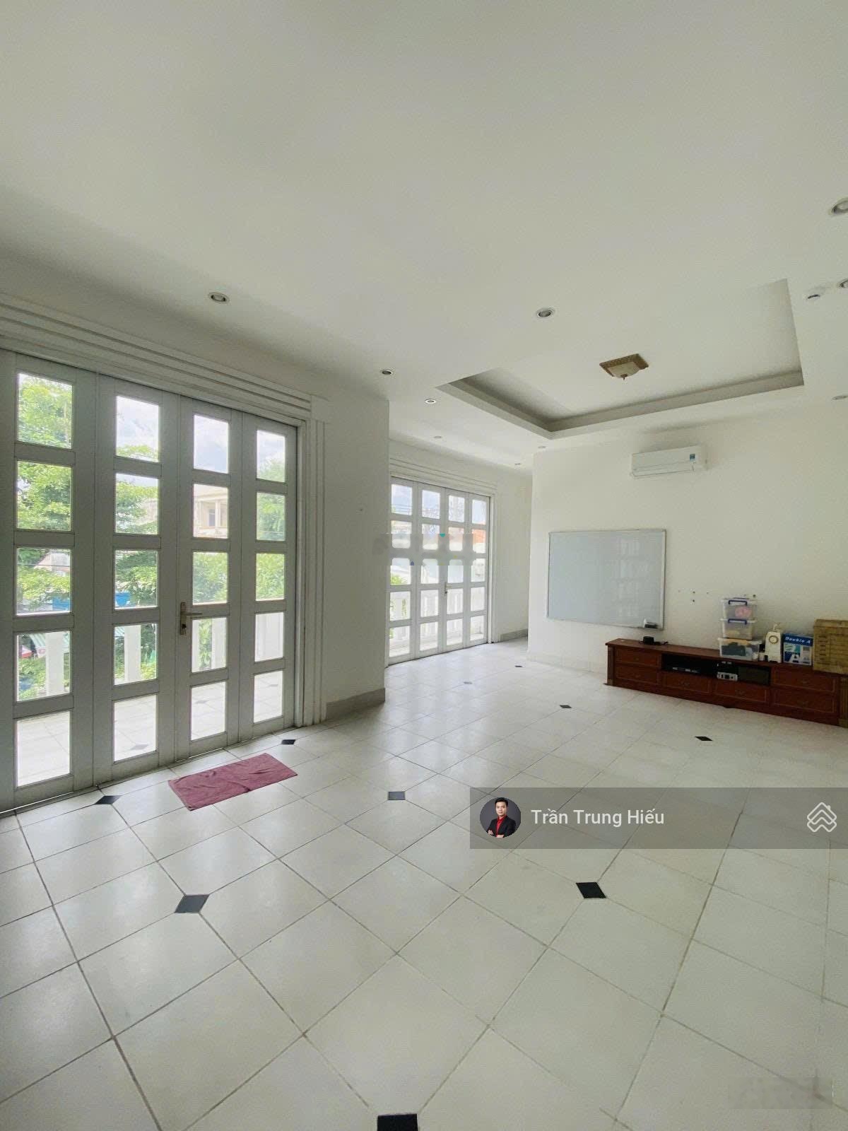 Chủ gửi bán gấp căn biệt thự sân vườn, nhà yến - 1700m2 MT đường Nam Cao - thu nhập hơn 120tr/thang