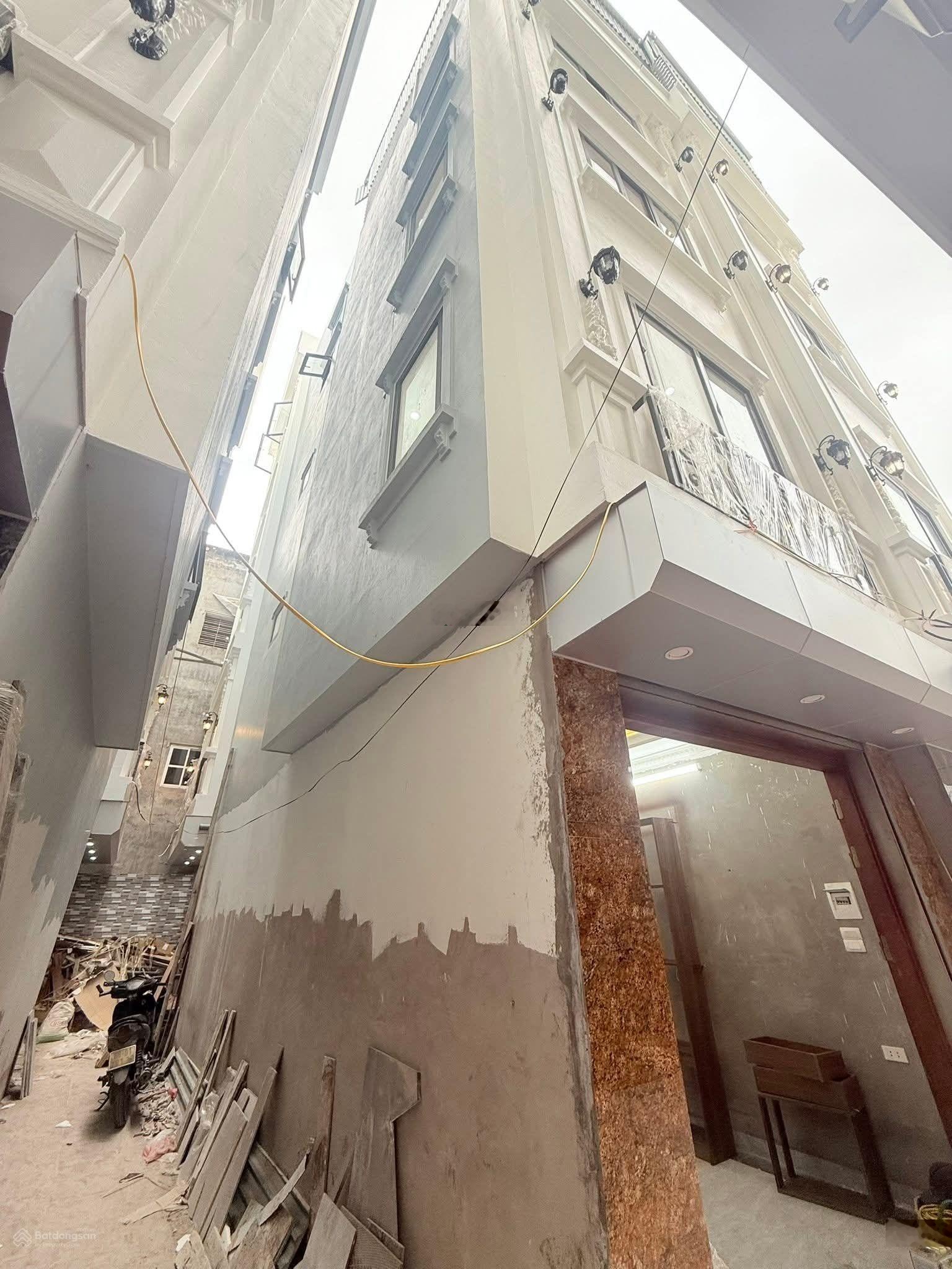 Bán nhà Xuân Đỉnh Đỉnh .thang máy ngõ thông lô góc