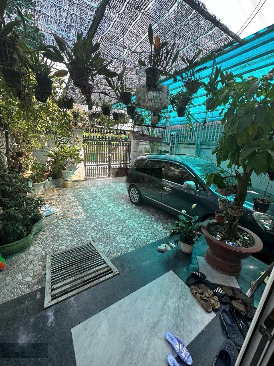 Bán nhà biệt thự 1221 Phước Kiển xe tải đến nơi