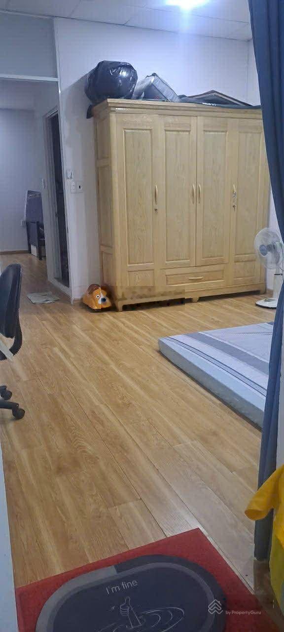 Bán nhà phố hẻm Lạc Long Quân 1 trệt, 1 lầu, ban công rộng giá cực tốt