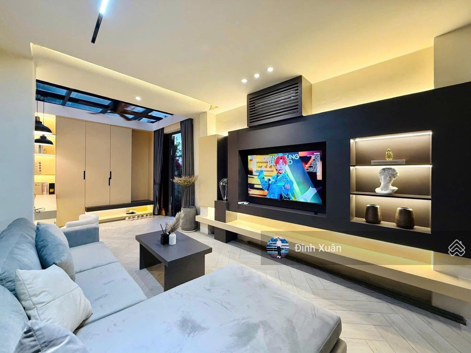 Bán gấp tập thể Chùa Bộc 80m2 - sổ đỏ 57m2 - 3 ngủ 2 wc - thoáng sáng - full đồ ở ngay