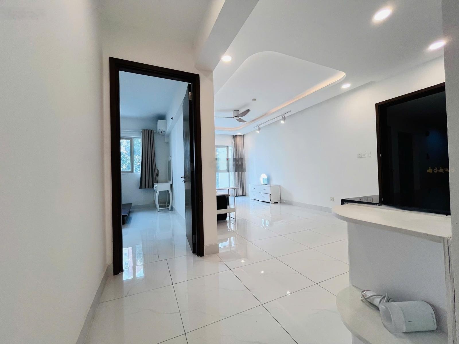 Bán gấp căn Ruby 3PN-2WC 80m2 view đẹp thoáng mát, có hỗ trợ vay ngân hàng, để lại full nội thất