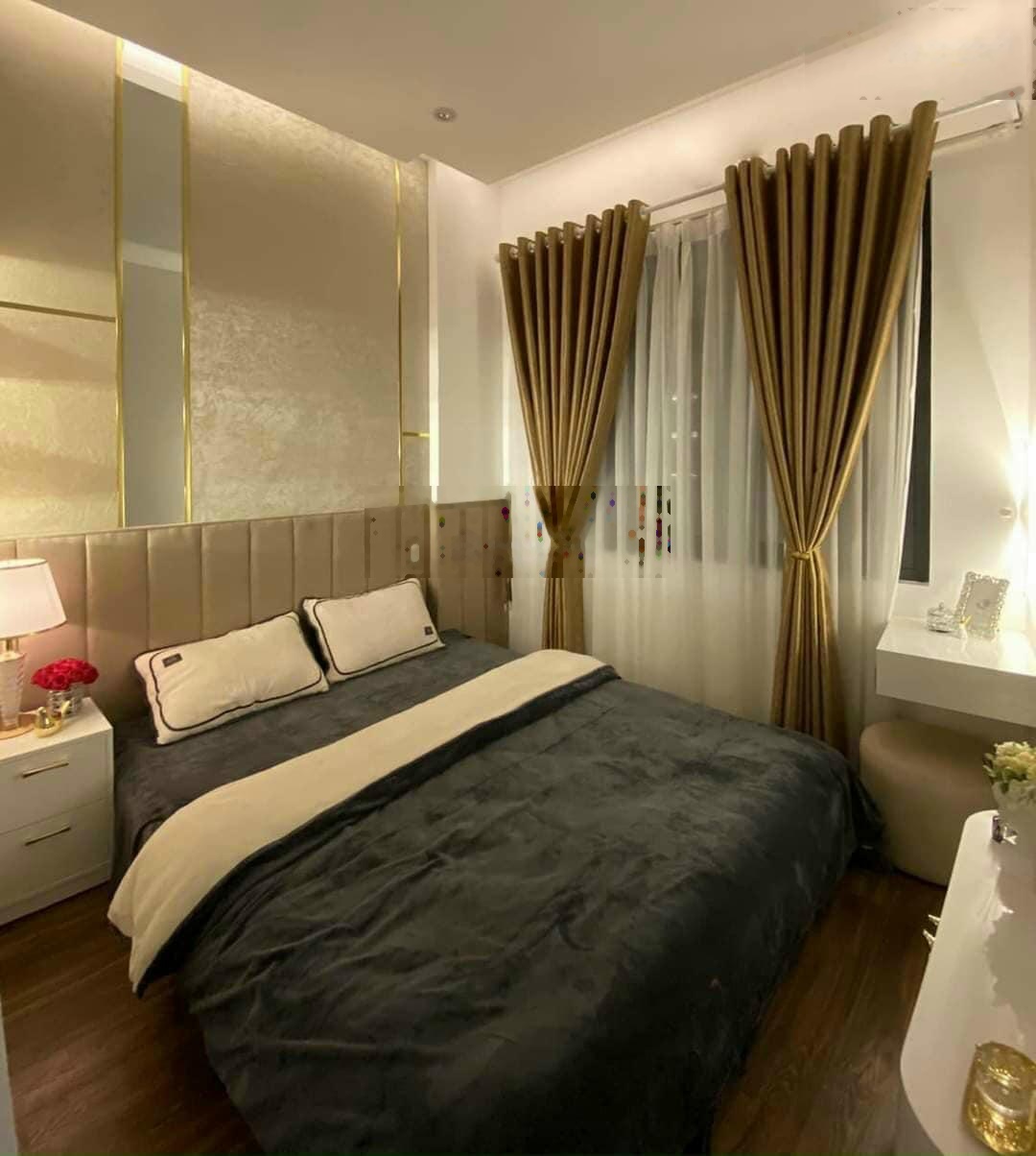 Bán nhà vị trí kinh doanh, mặt tiền Nguyễn Sơn, DT: 4.5mx18m, 5 tầng, giá 16.9 tỷ