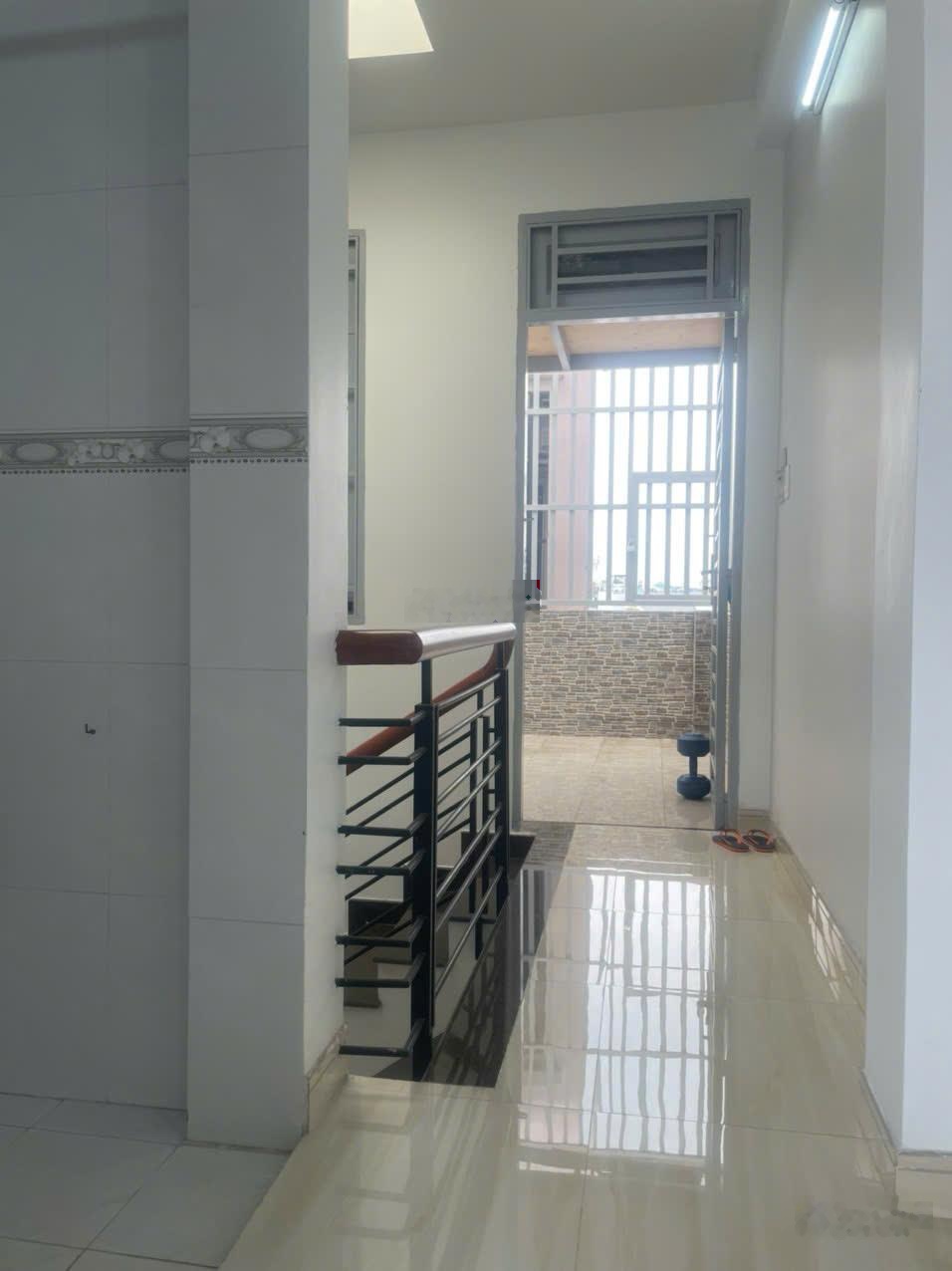 Gấp bán nhà Giải Phóng, Diện tích 4x16m 60m2, 4 tầng đẹp hẻm rộng sạch dân trí, Đáng mua nhất