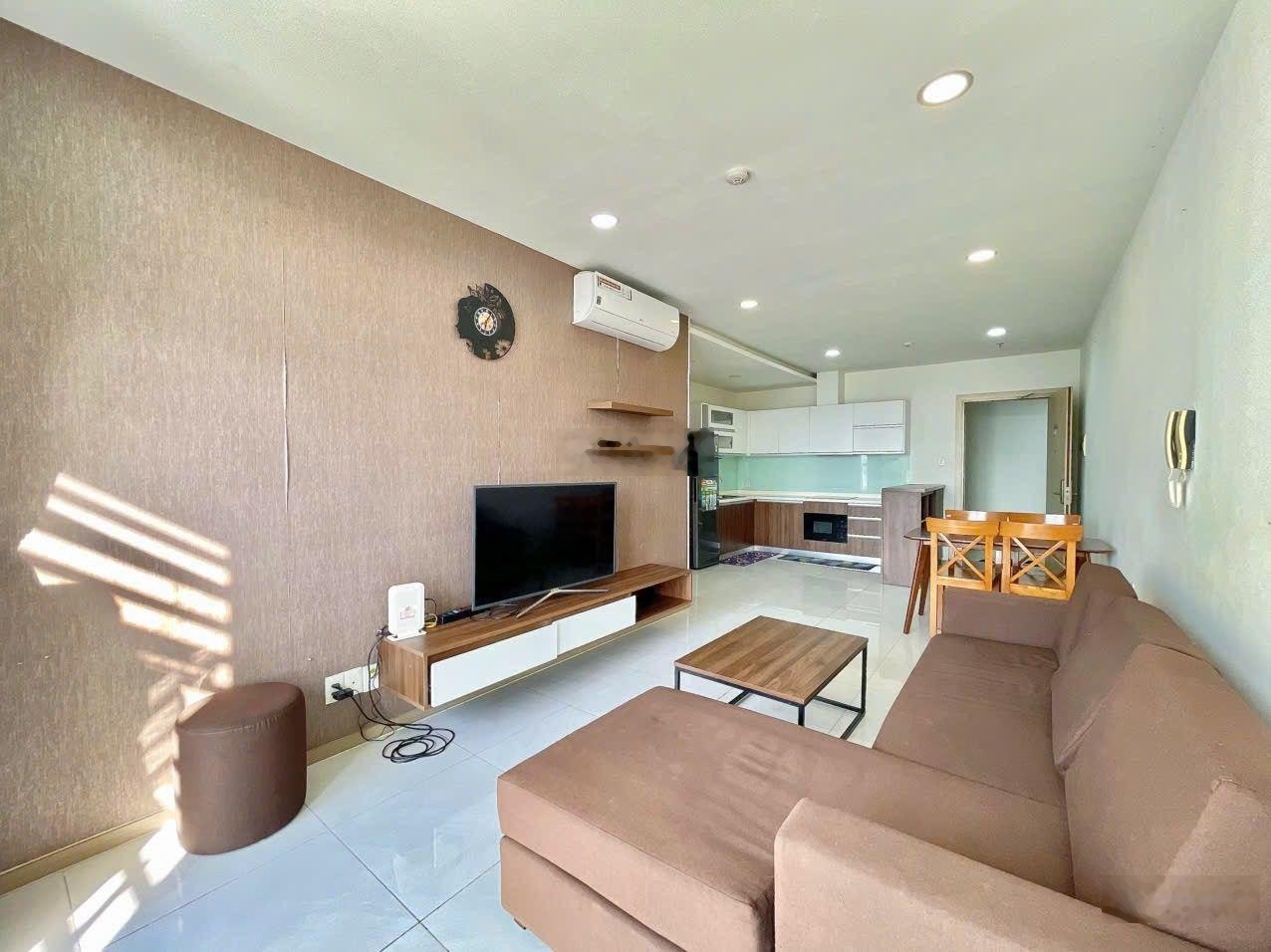 Bán căn hộ chung cư Riva Park, 5,5 tỷ VND, 81m2, 2PN, 2WC tại Nguyễn Tất Thành, Quận 4, TP. HCM