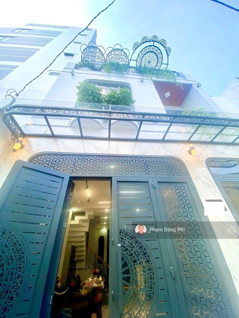 Nhà mới - giá rẻ - gần sân bay - chợ, siêu thị e-mart - nội thất mới đẹp, dọn vào ở ngay.