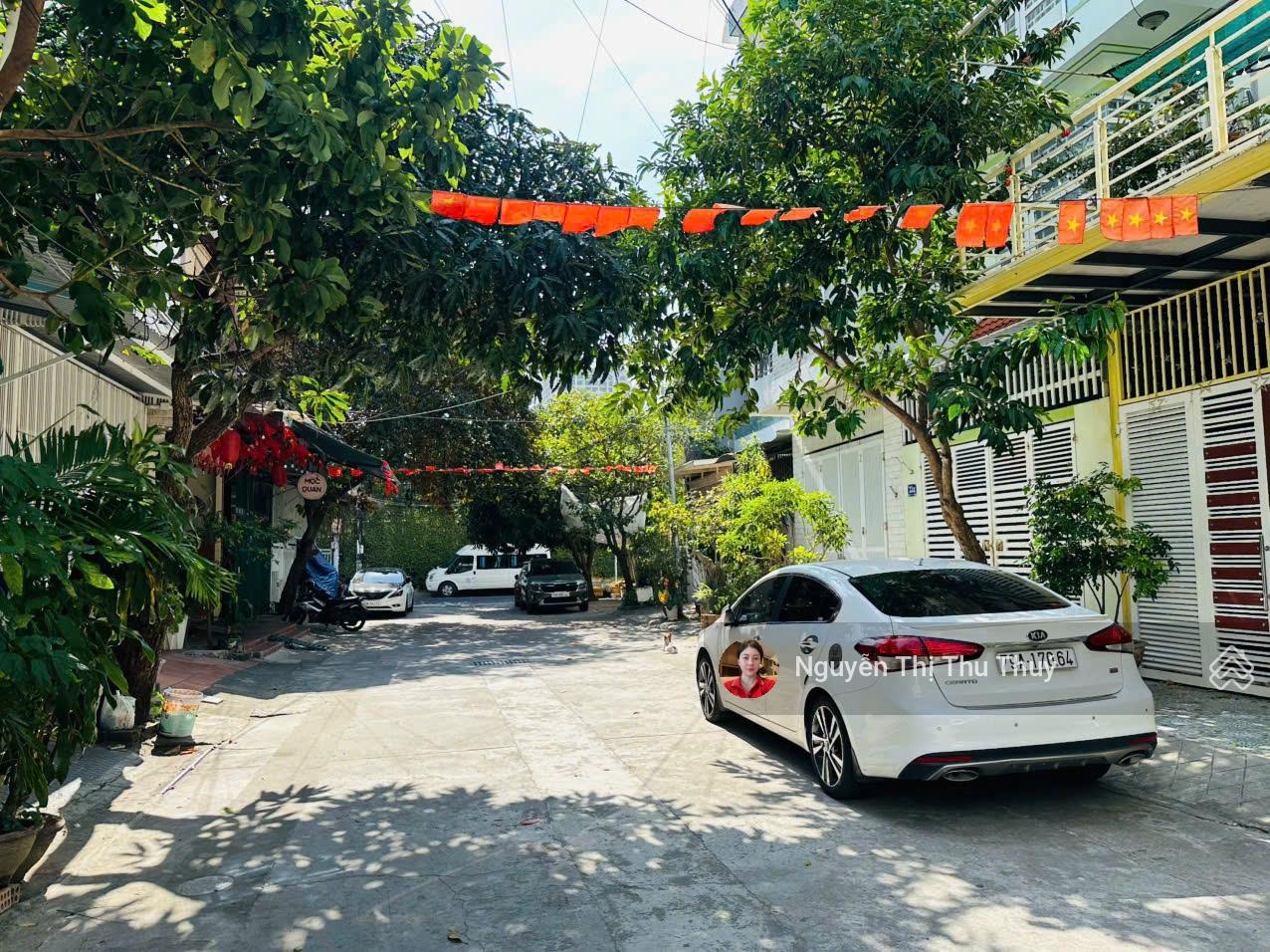 Nhà gần biển đường D4, thông Lê Thanh Nghị và Nguyễn Lộ Trạch, Phường Nha Trang - 8.3tỷ